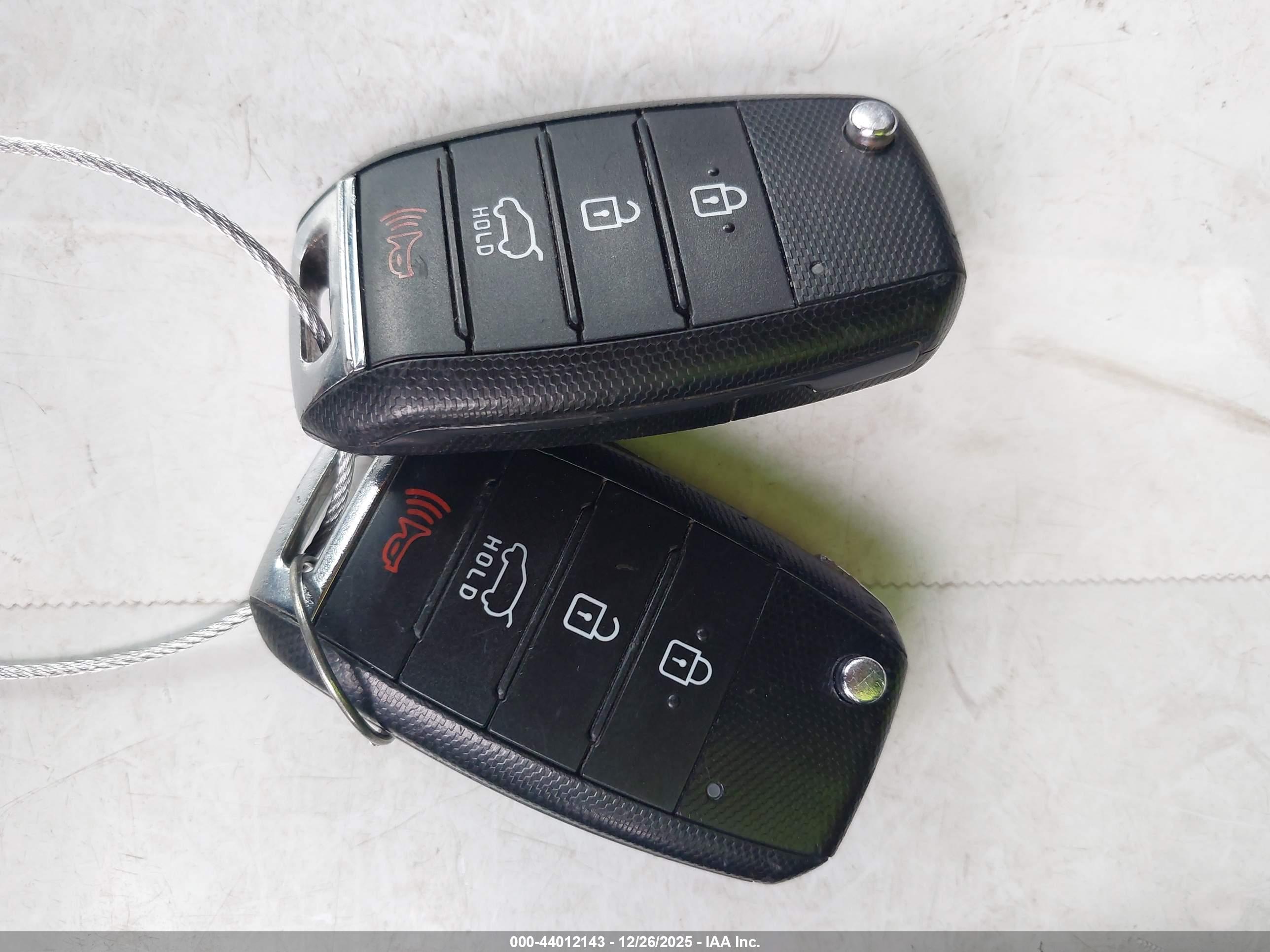 KIA SORENTO image 11