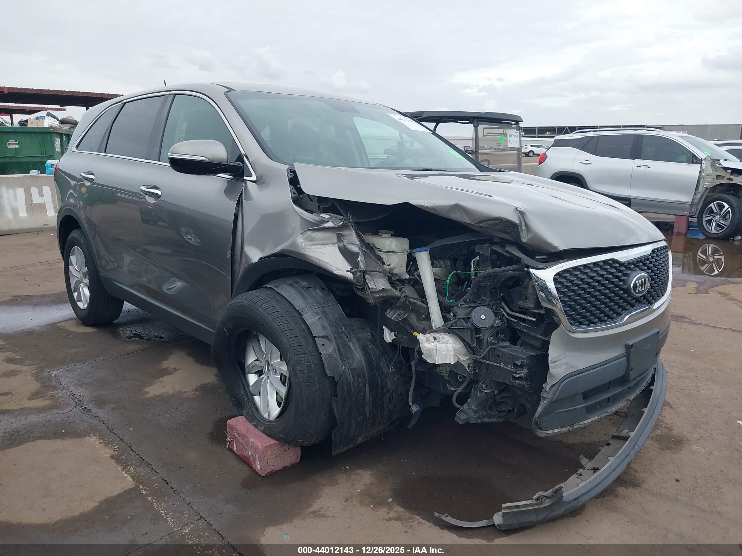 KIA SORENTO image 6