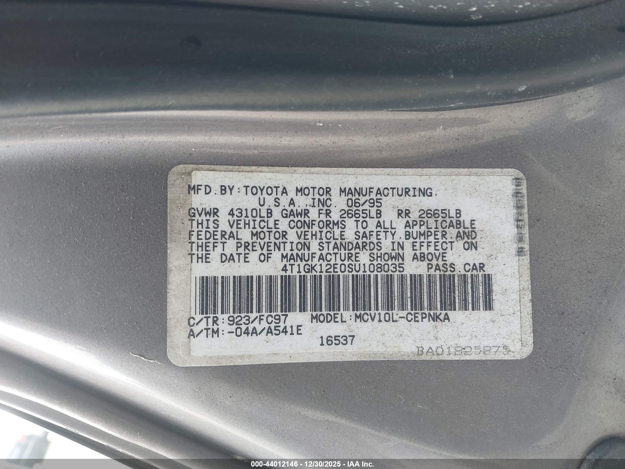 TOYOTA CAMRY image 9