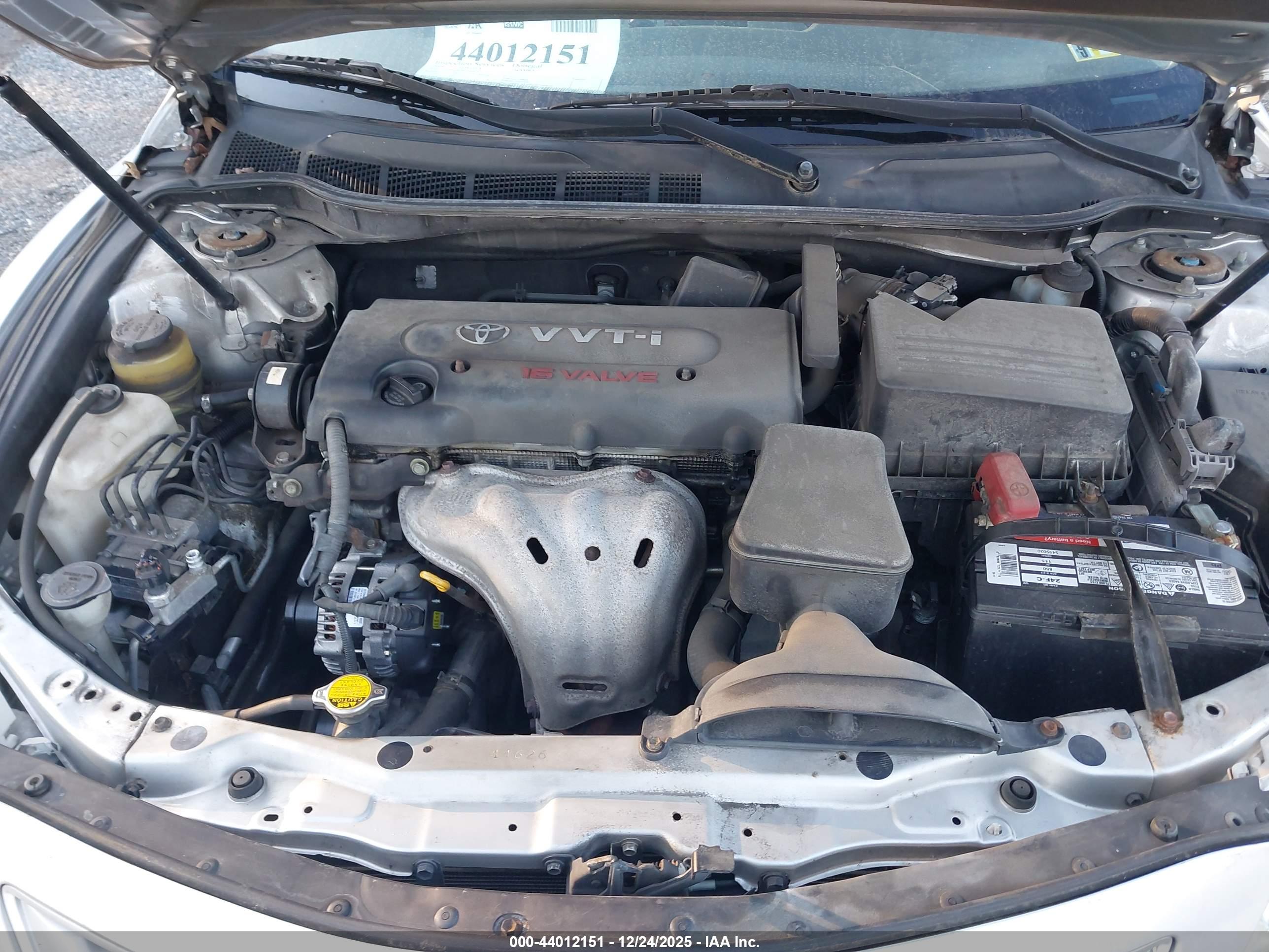 TOYOTA CAMRY image 10