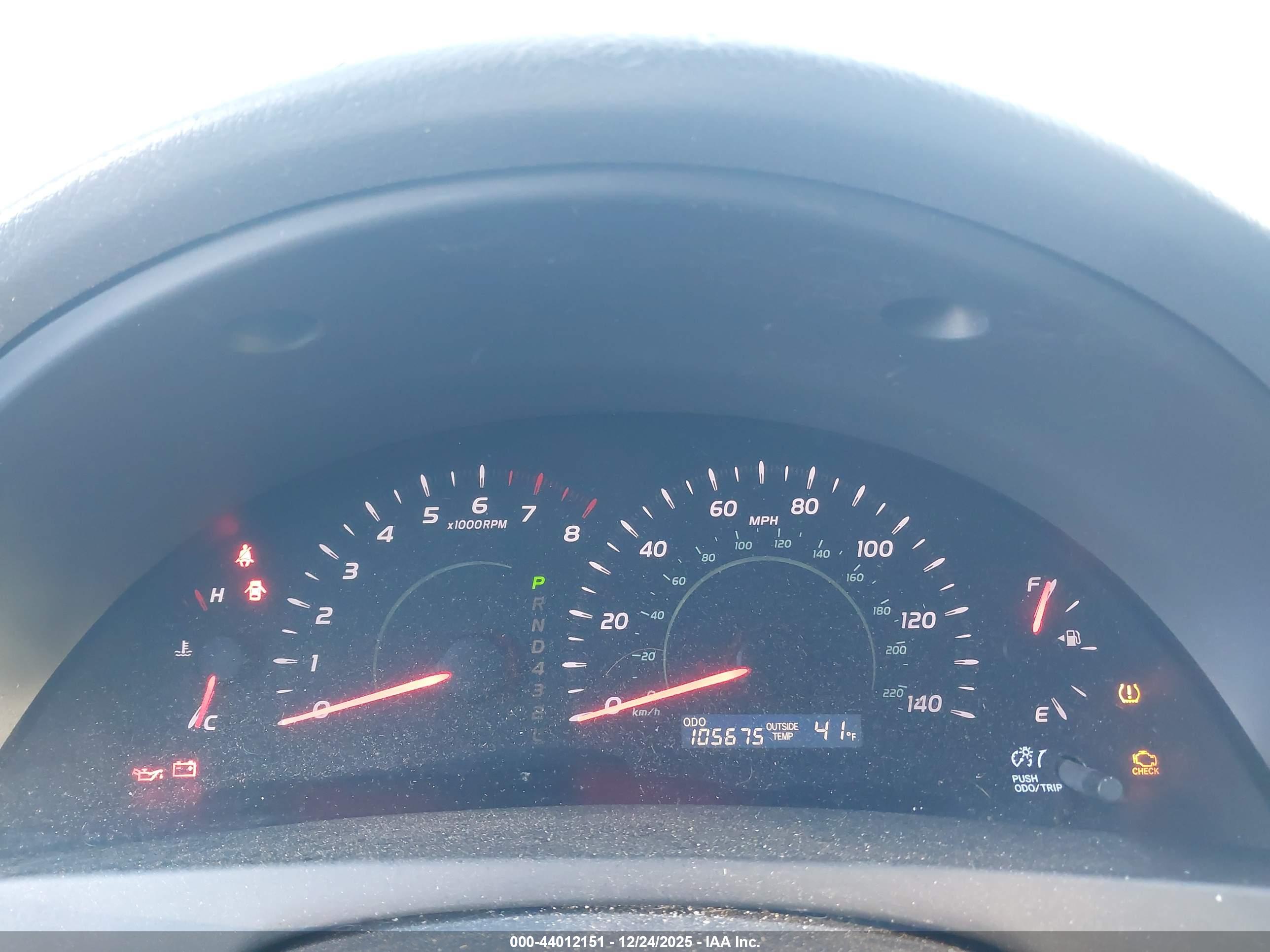 TOYOTA CAMRY image 7