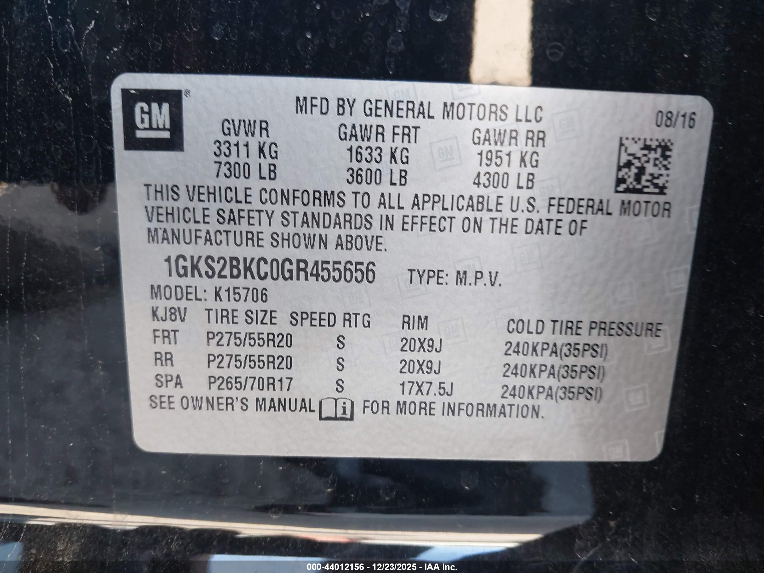 GMC YUKON image 9