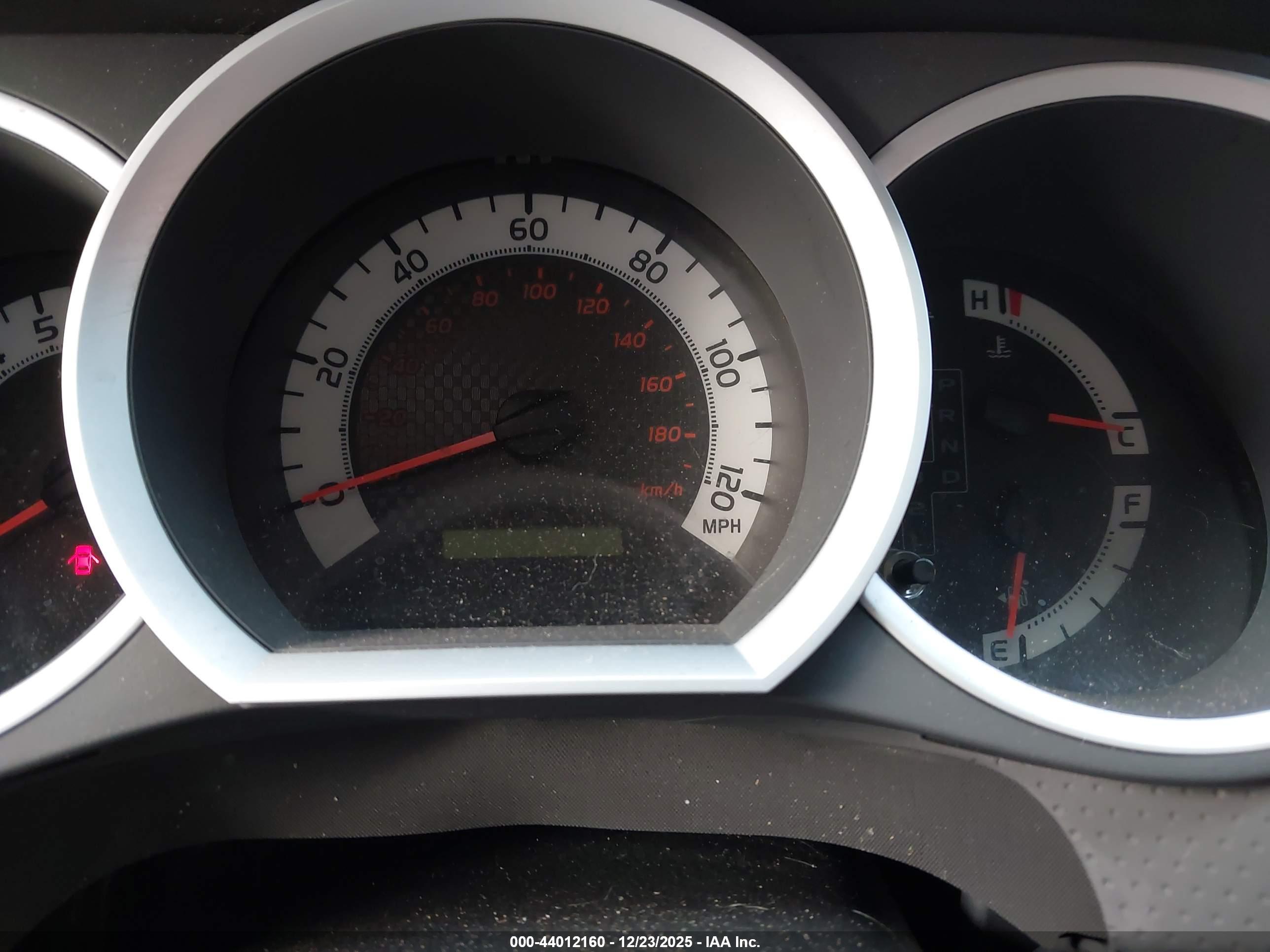 TOYOTA TACOMA image 7