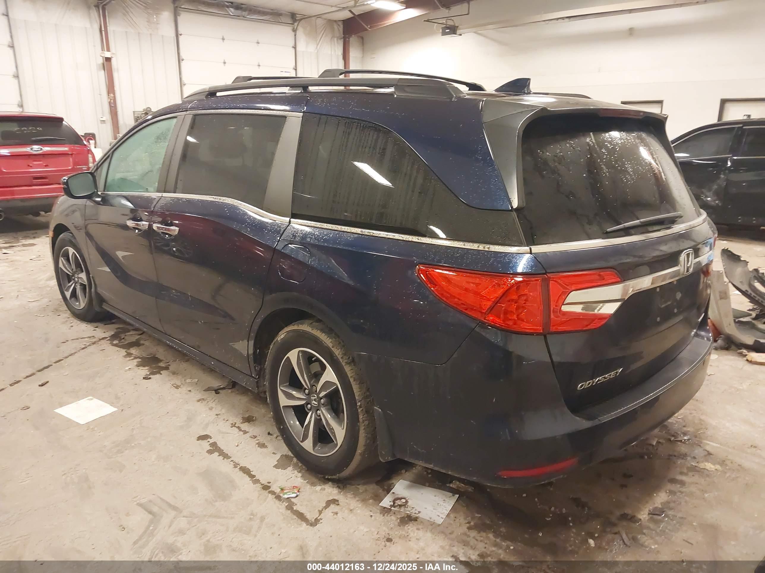 HONDA ODYSSEY image 3