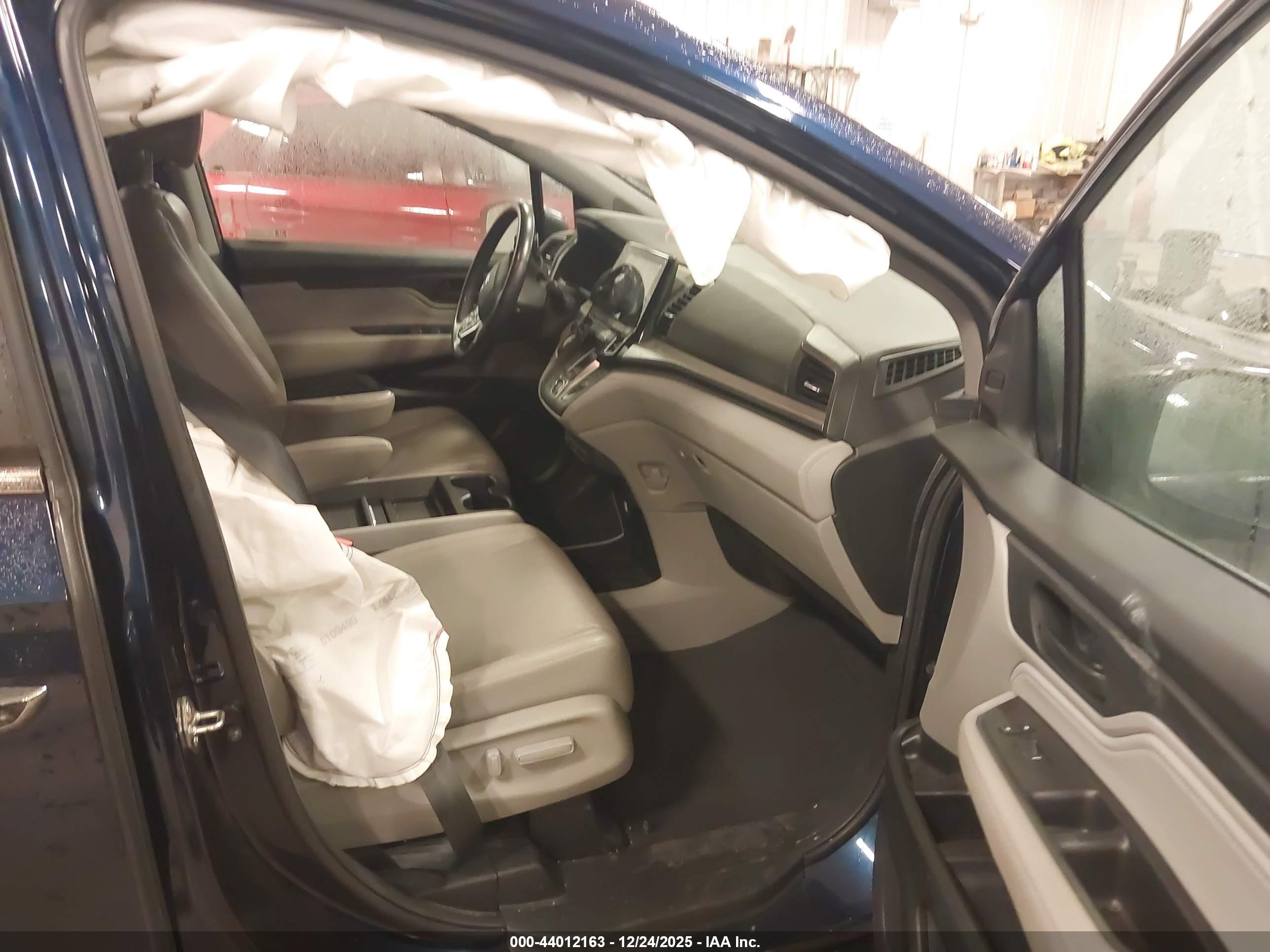 HONDA ODYSSEY image 5