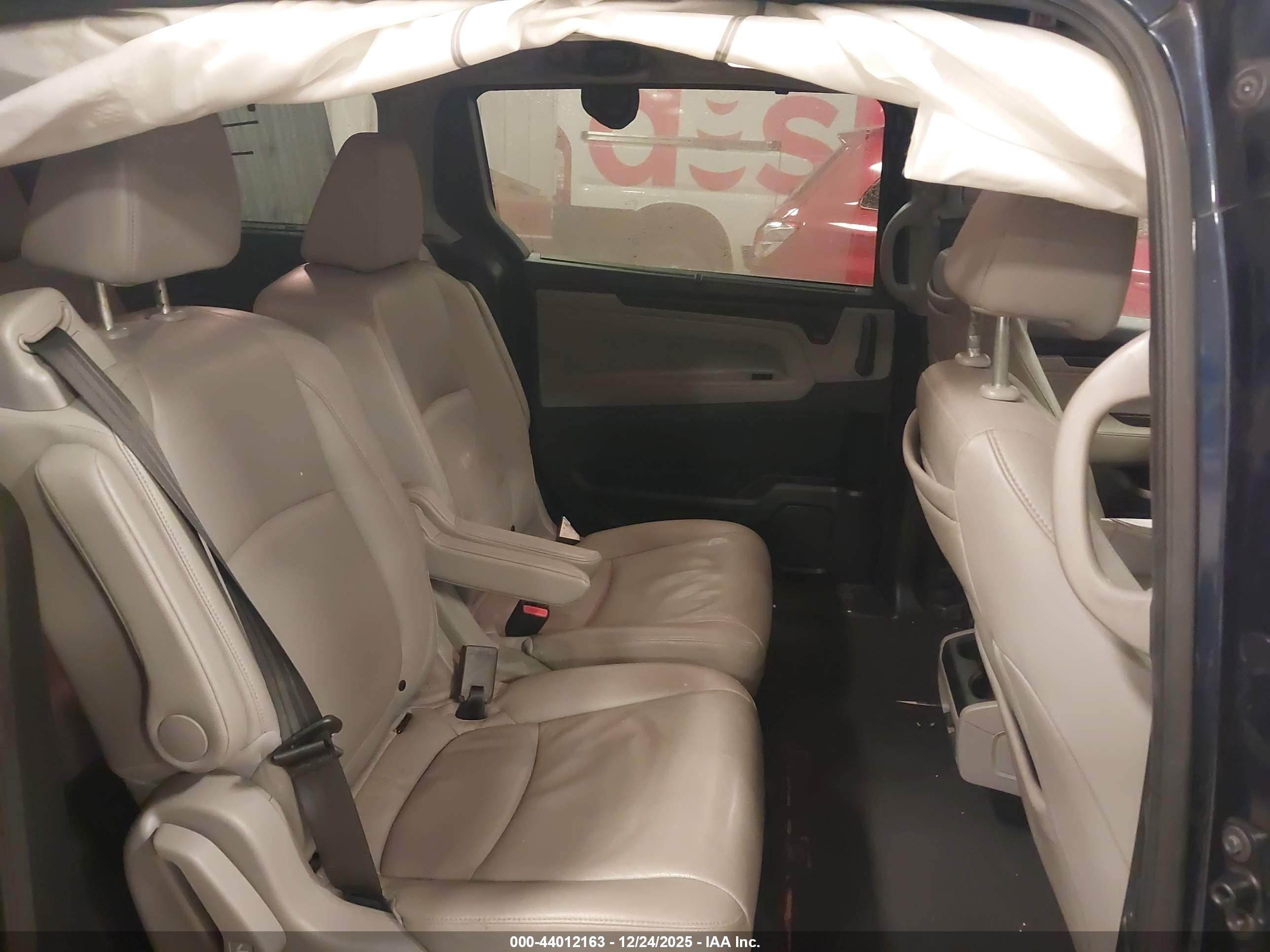HONDA ODYSSEY image 8