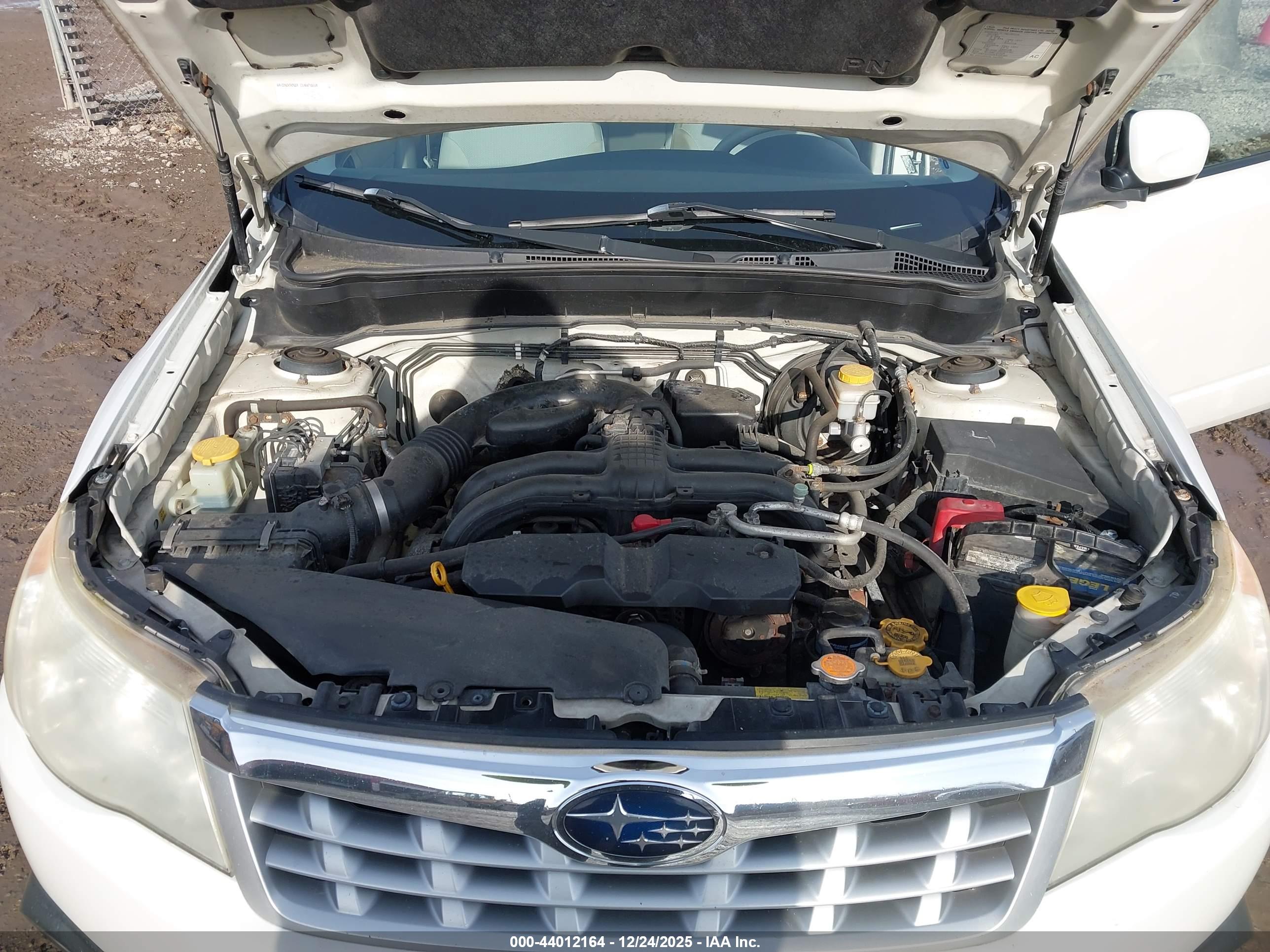 SUBARU FORESTER image 10