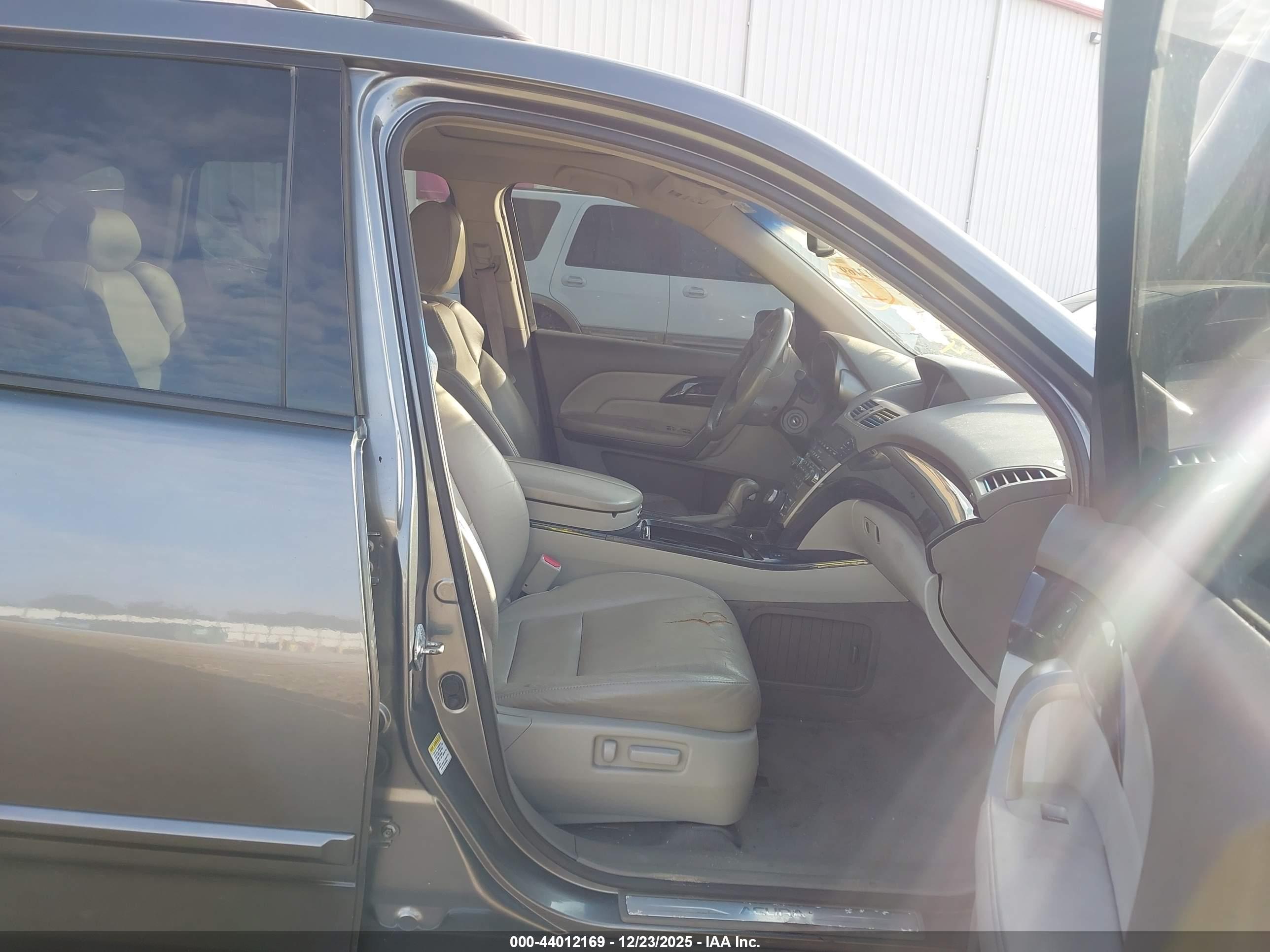 ACURA MDX image 5