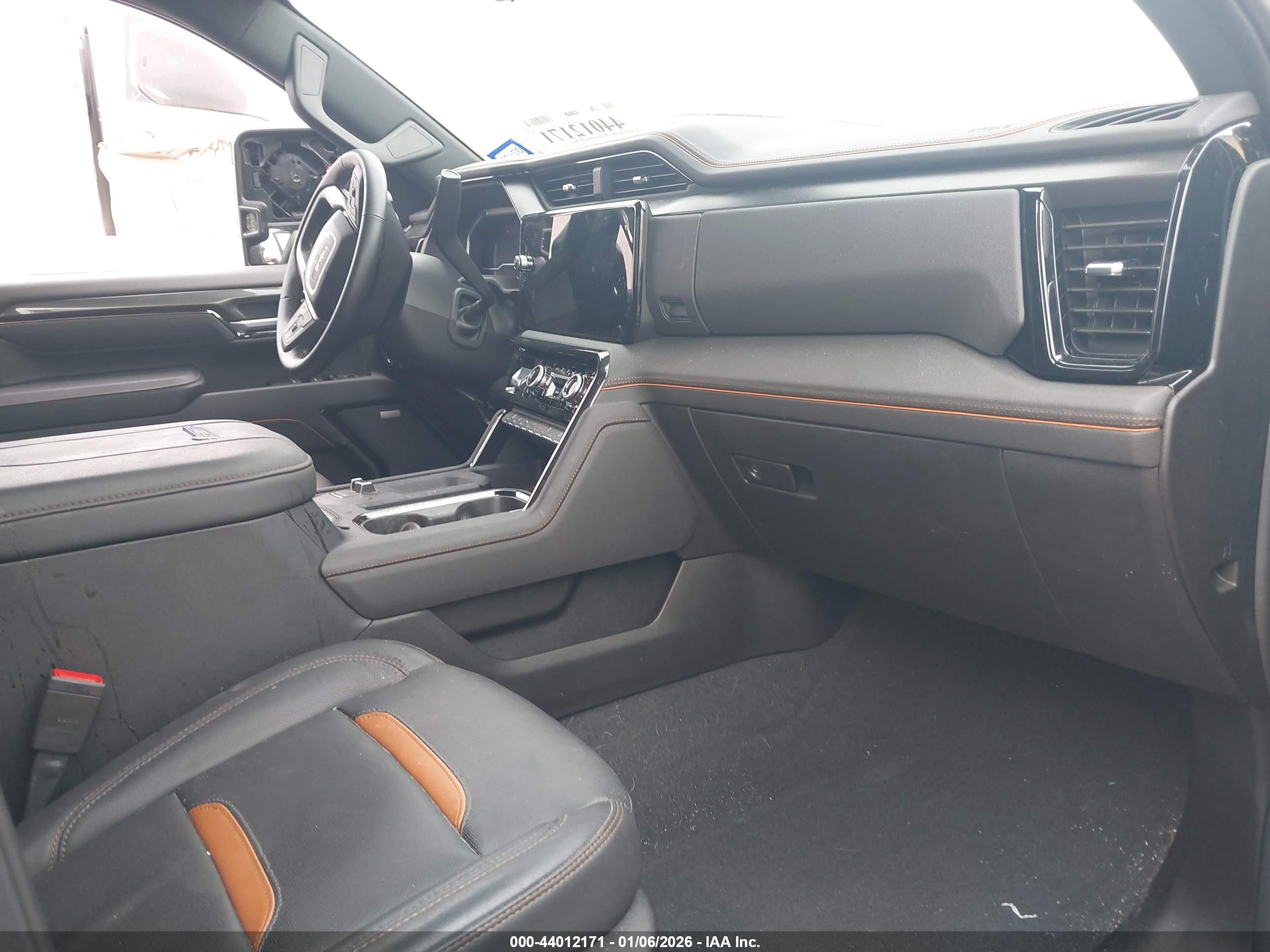 GMC SIERRA image 5