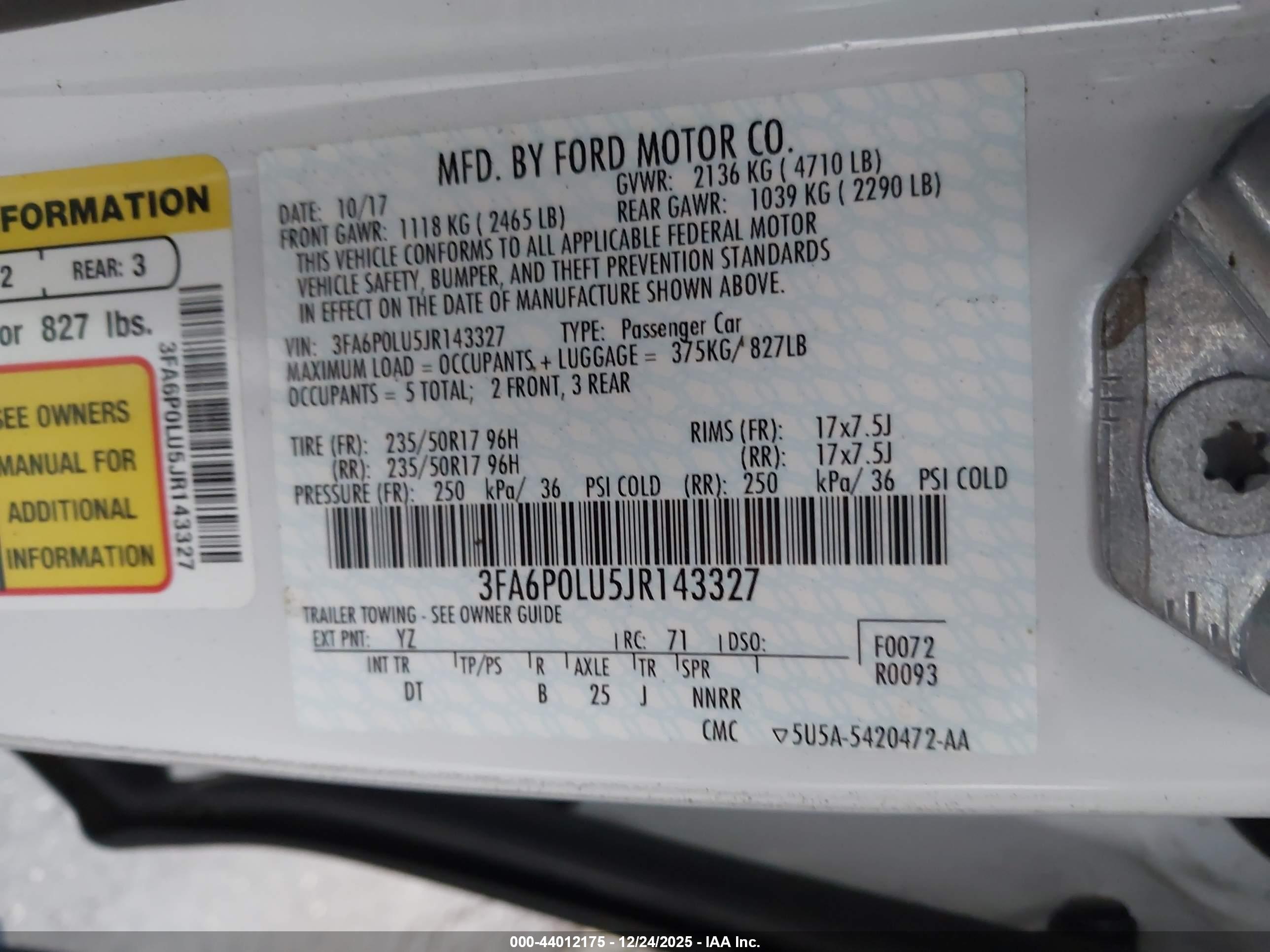 FORD FUSION image 9