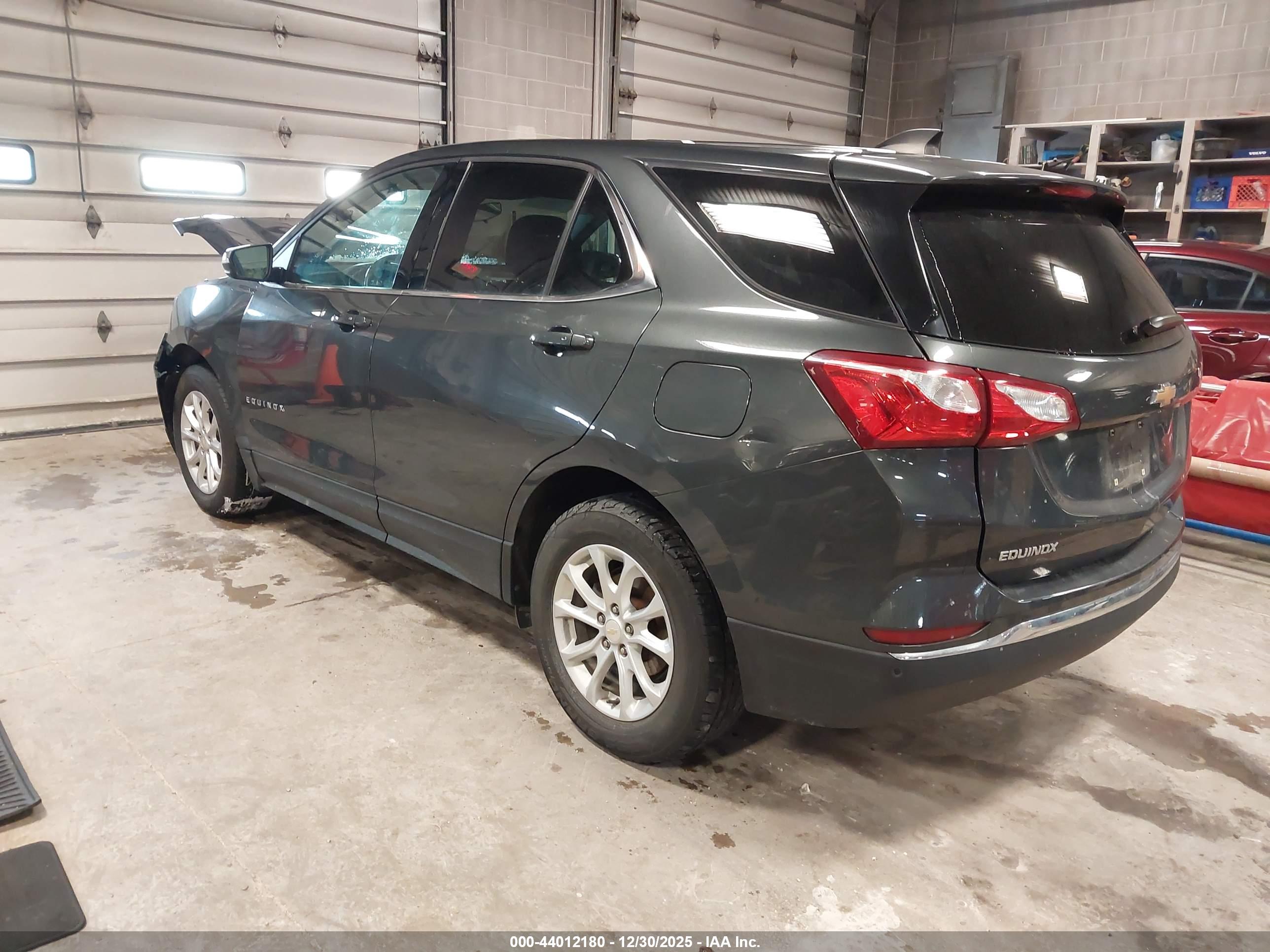 CHEVROLET EQUINOX image 3