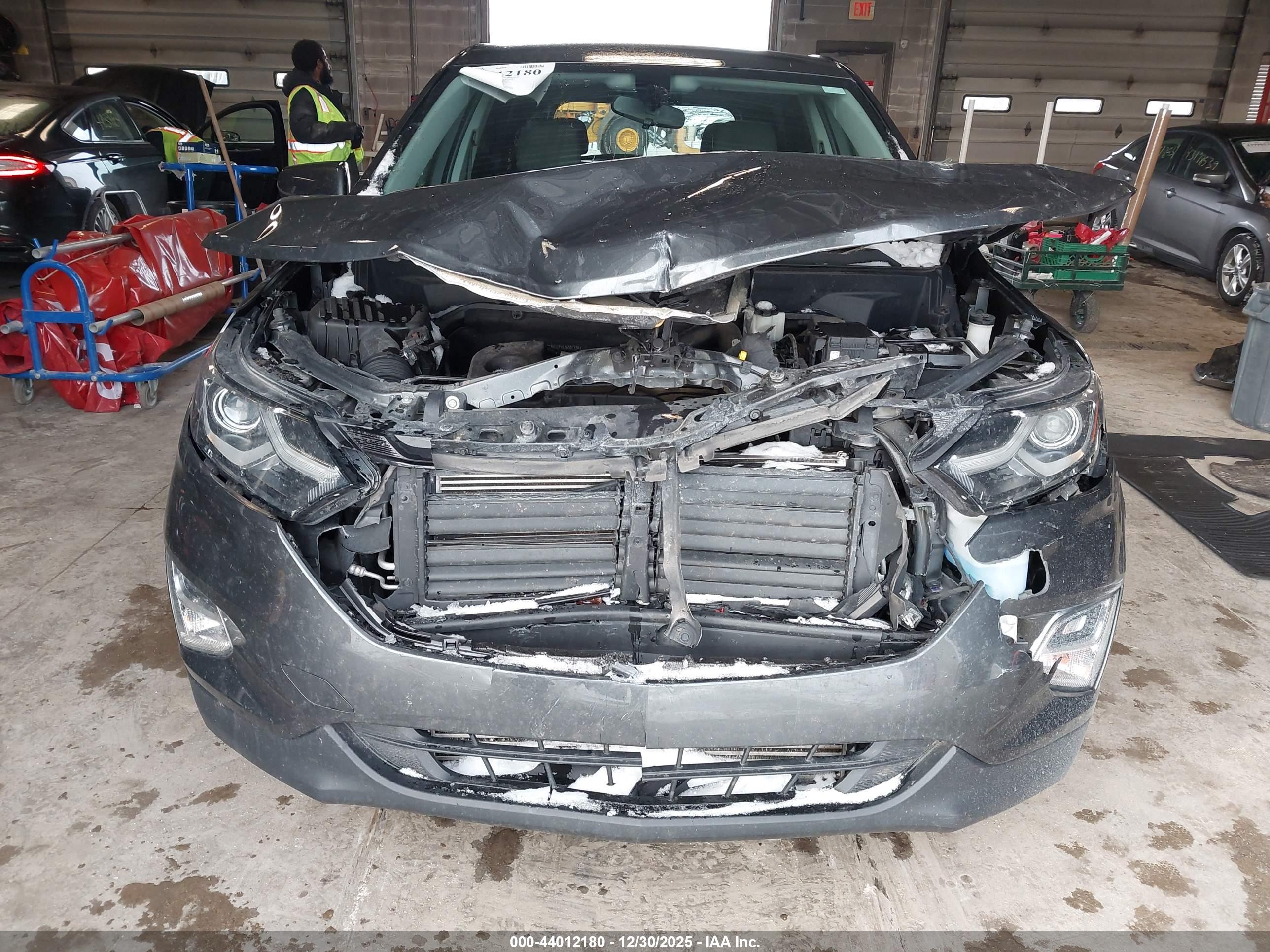 CHEVROLET EQUINOX image 6