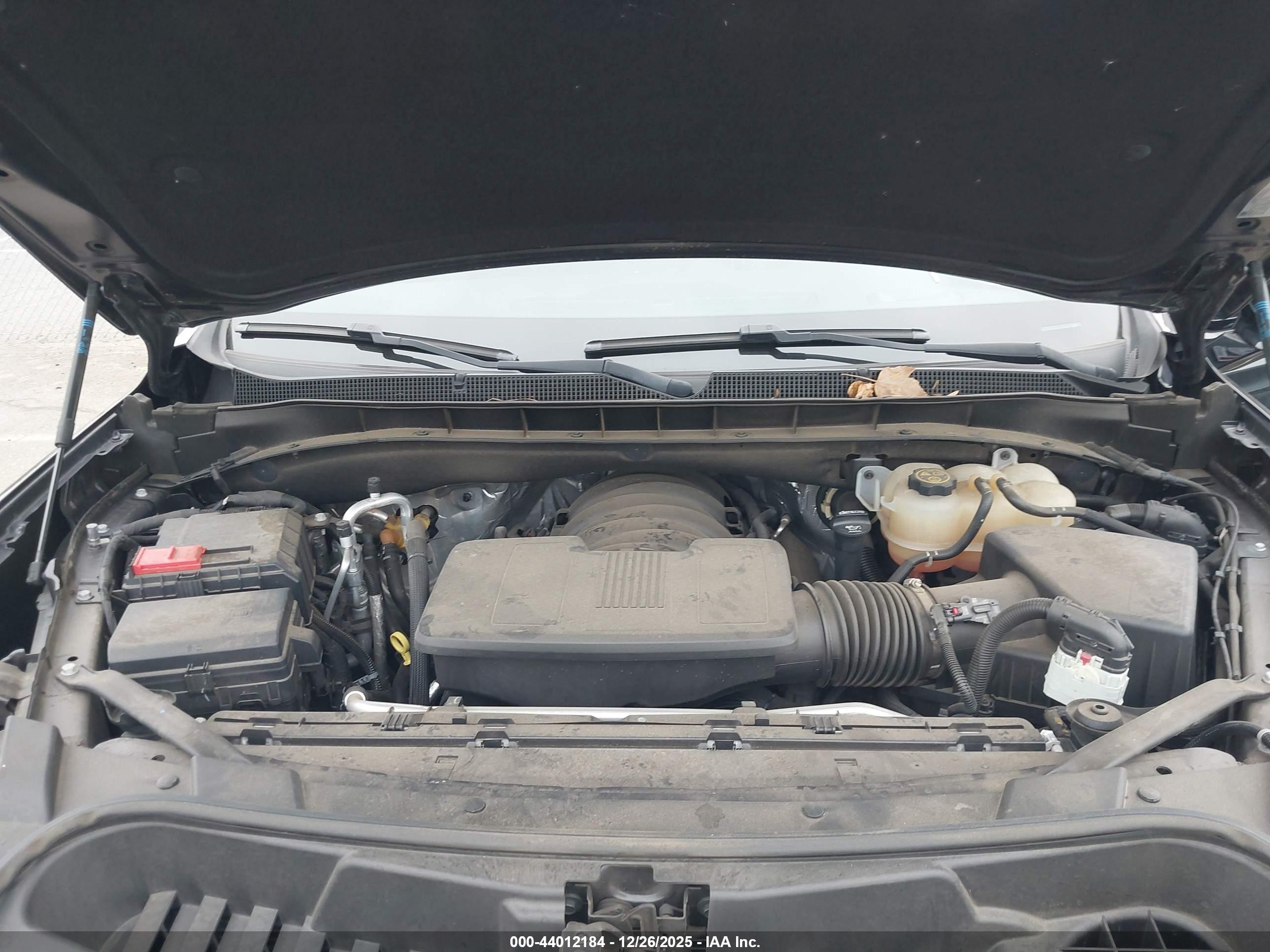 CHEVROLET TAHOE image 10