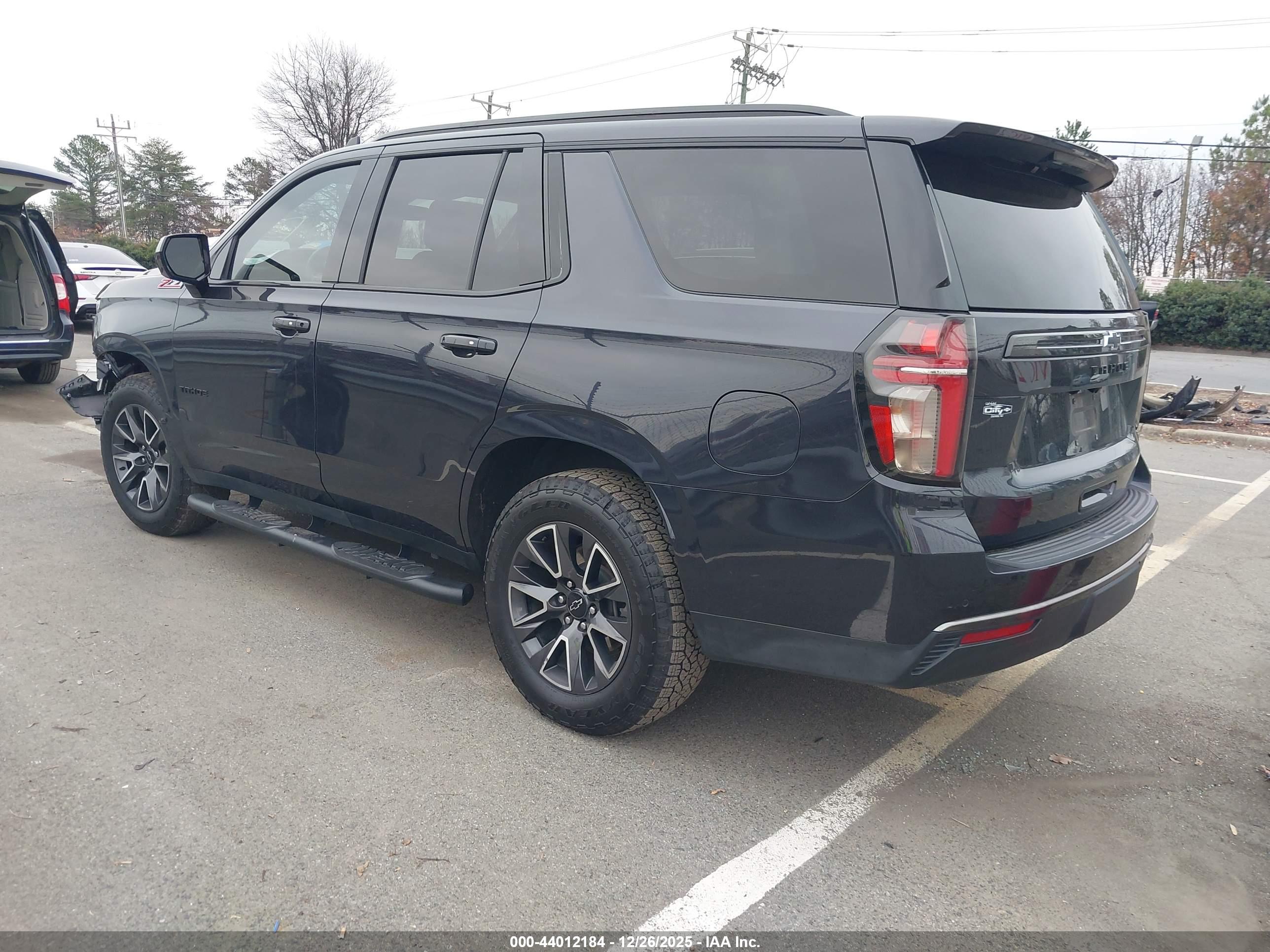 CHEVROLET TAHOE image 3
