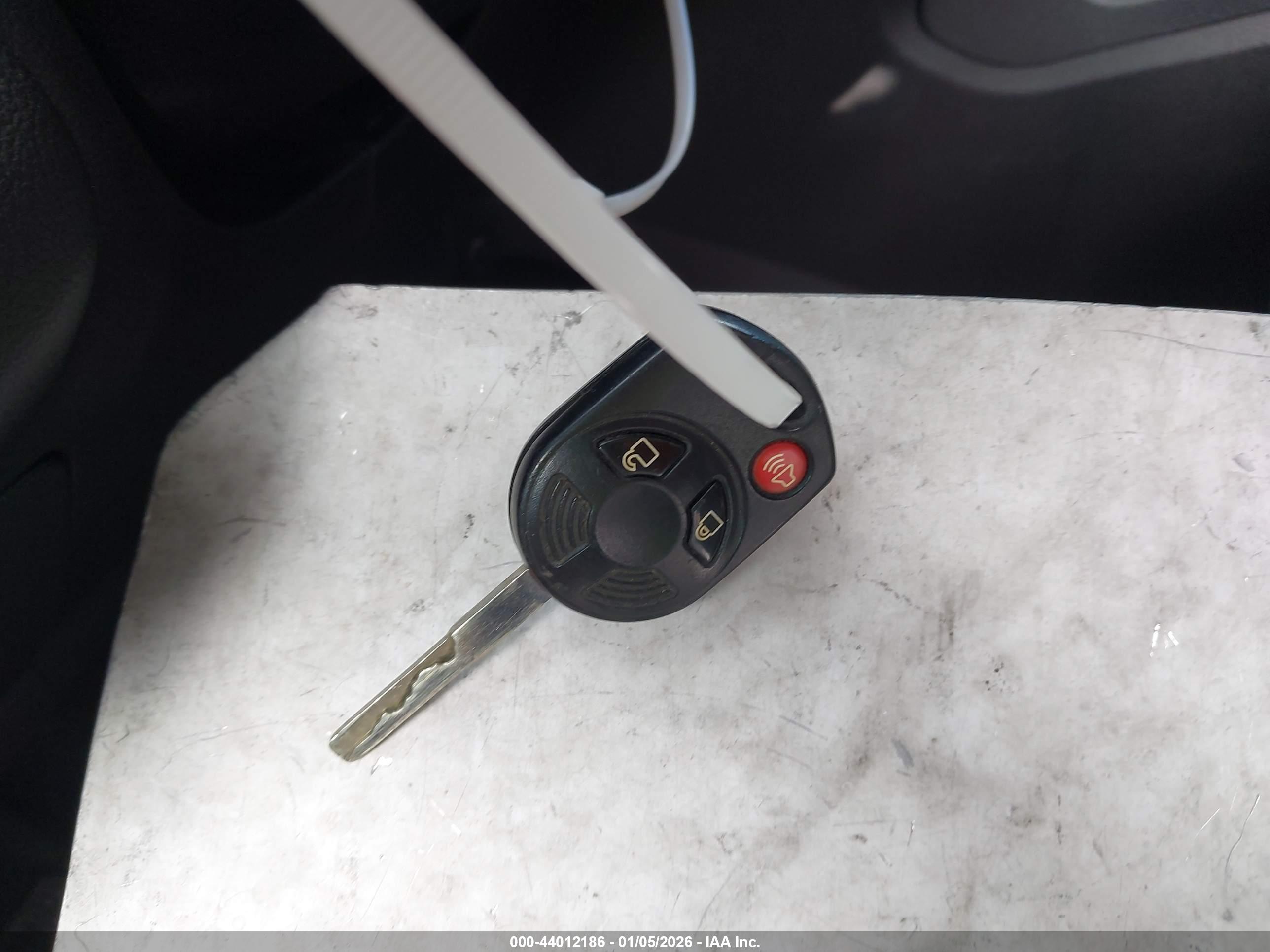 FORD ESCAPE image 11