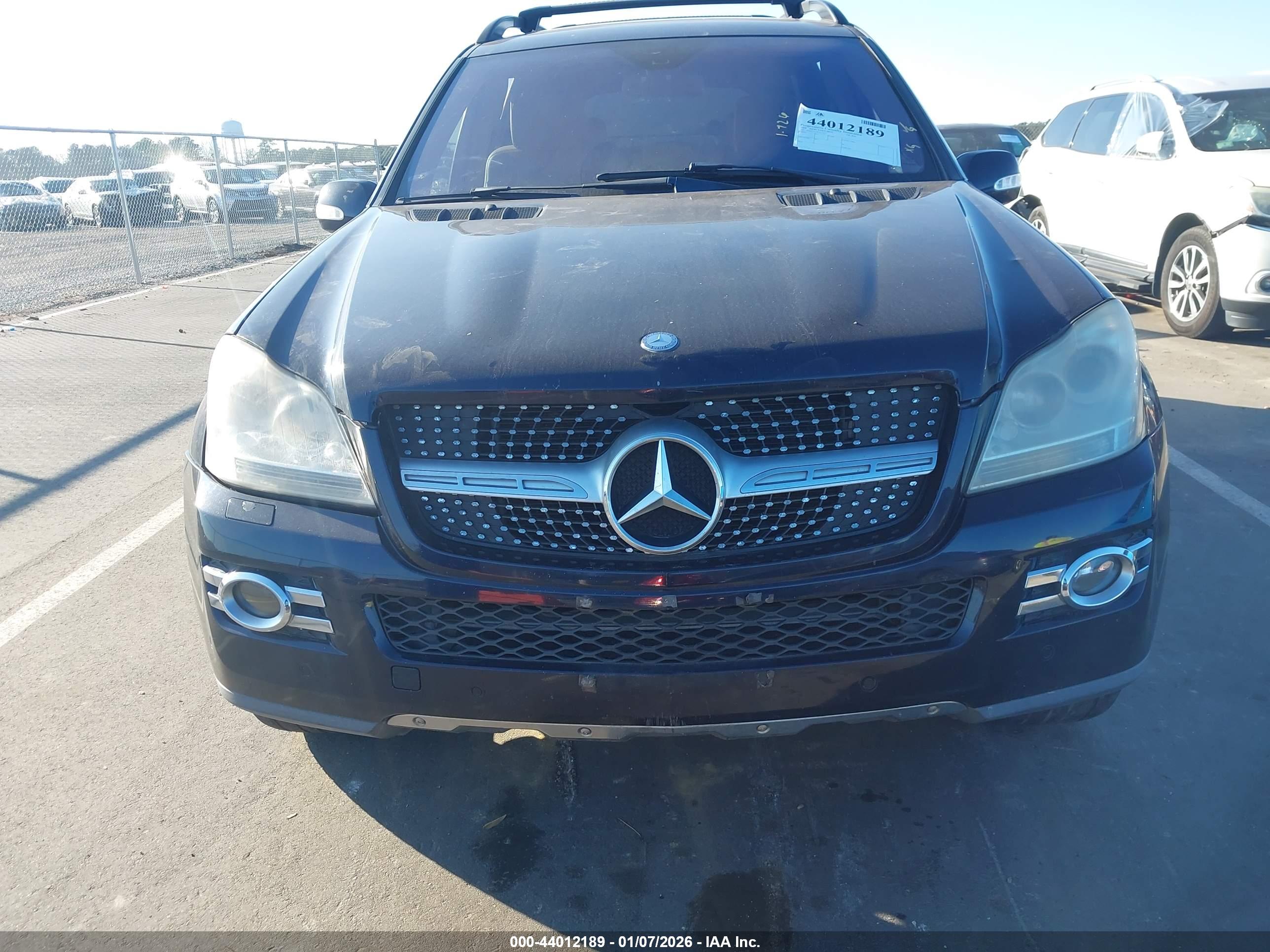 MERCEDES-BENZ GL image 6