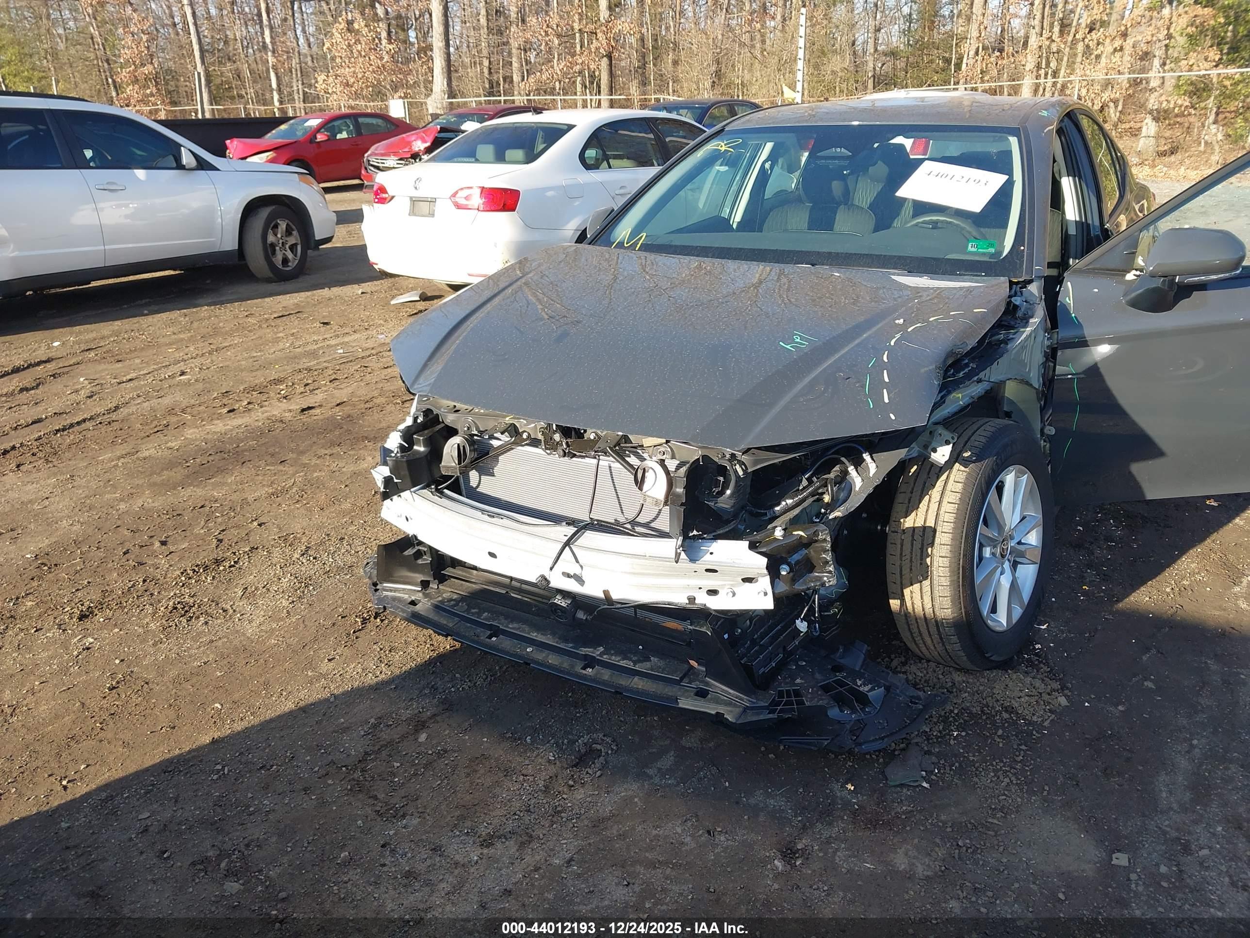 TOYOTA CAMRY image 6