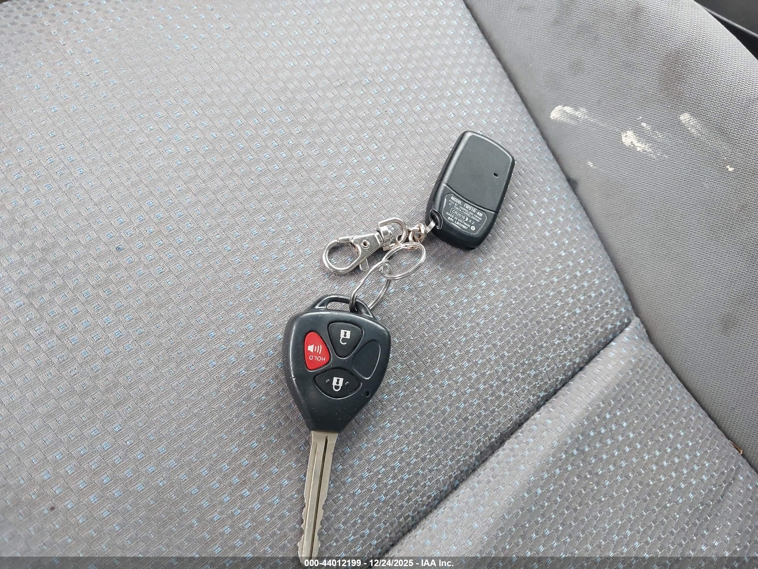 TOYOTA MATRIX image 11