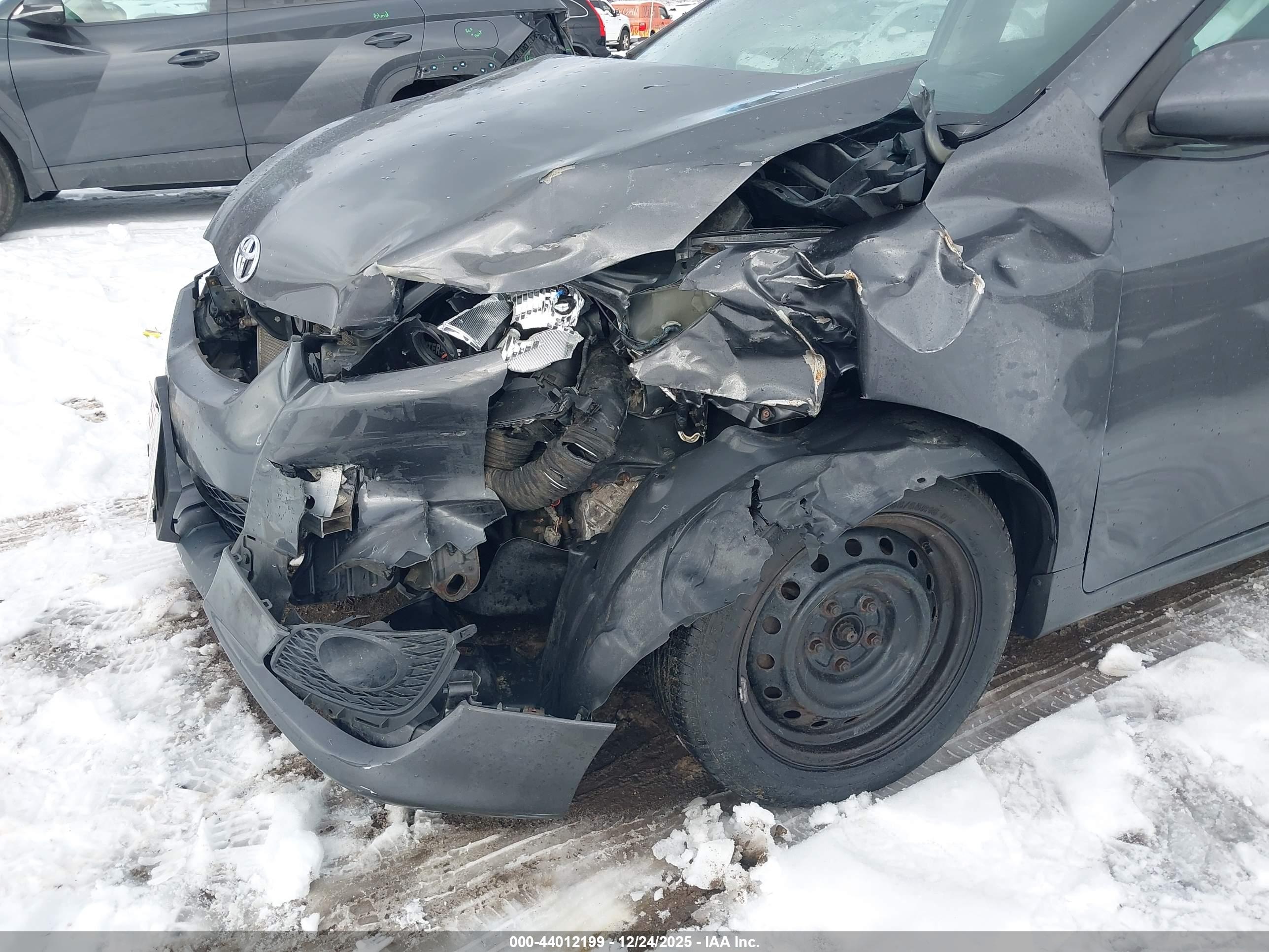 TOYOTA MATRIX image 6