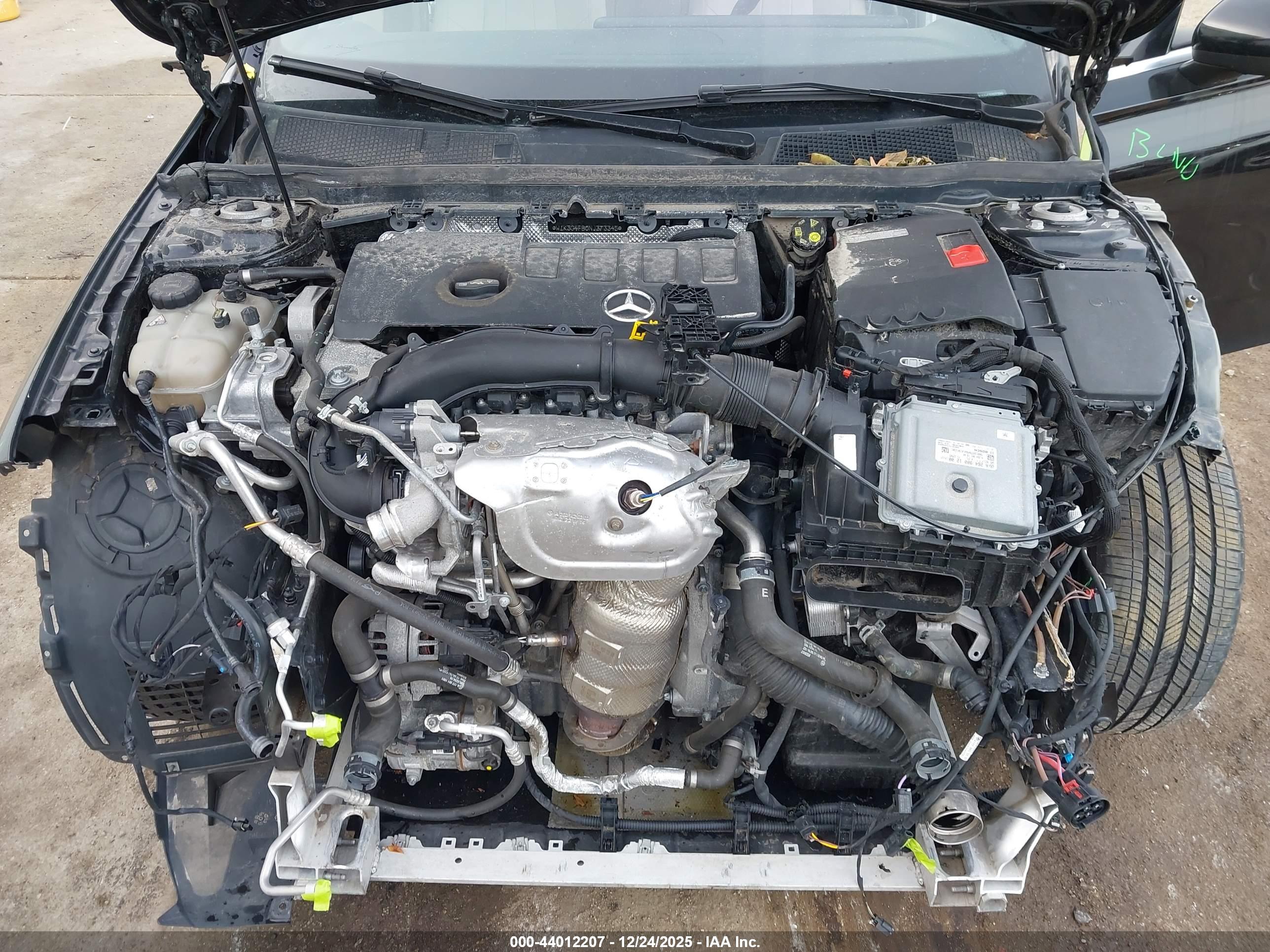 MERCEDES-BENZ A image 10