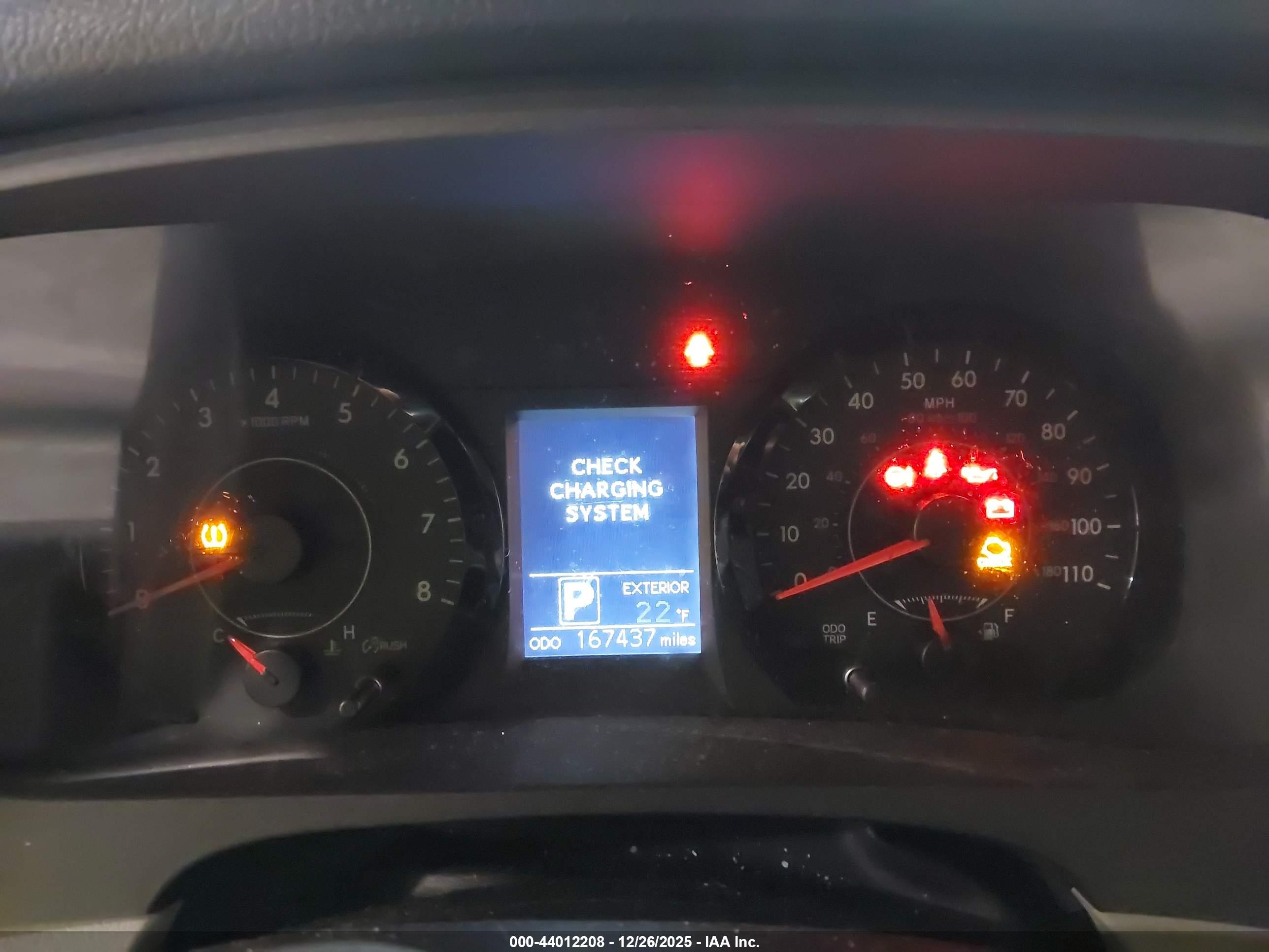 TOYOTA SIENNA image 7
