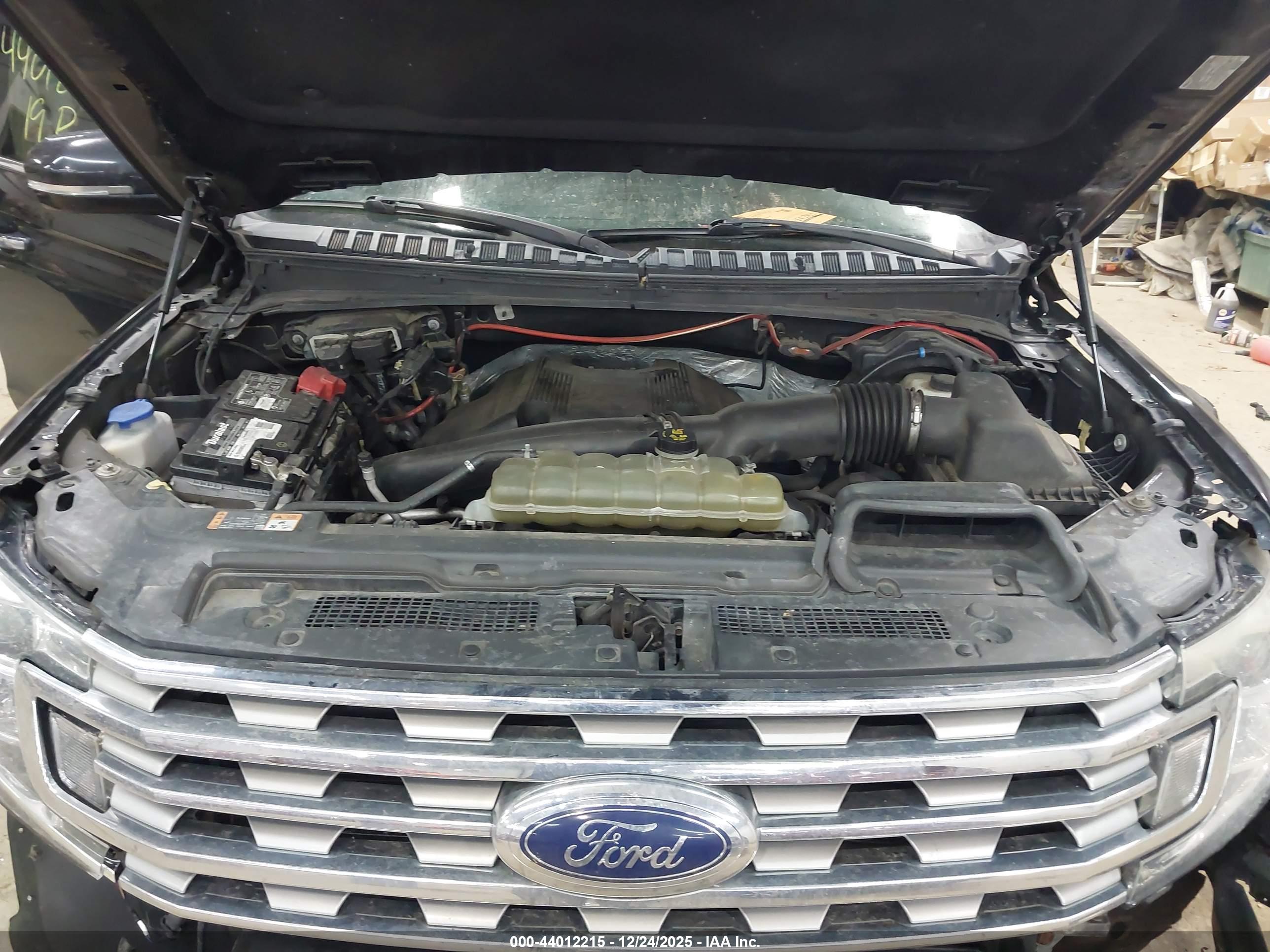FORD EXPEDITION image 10