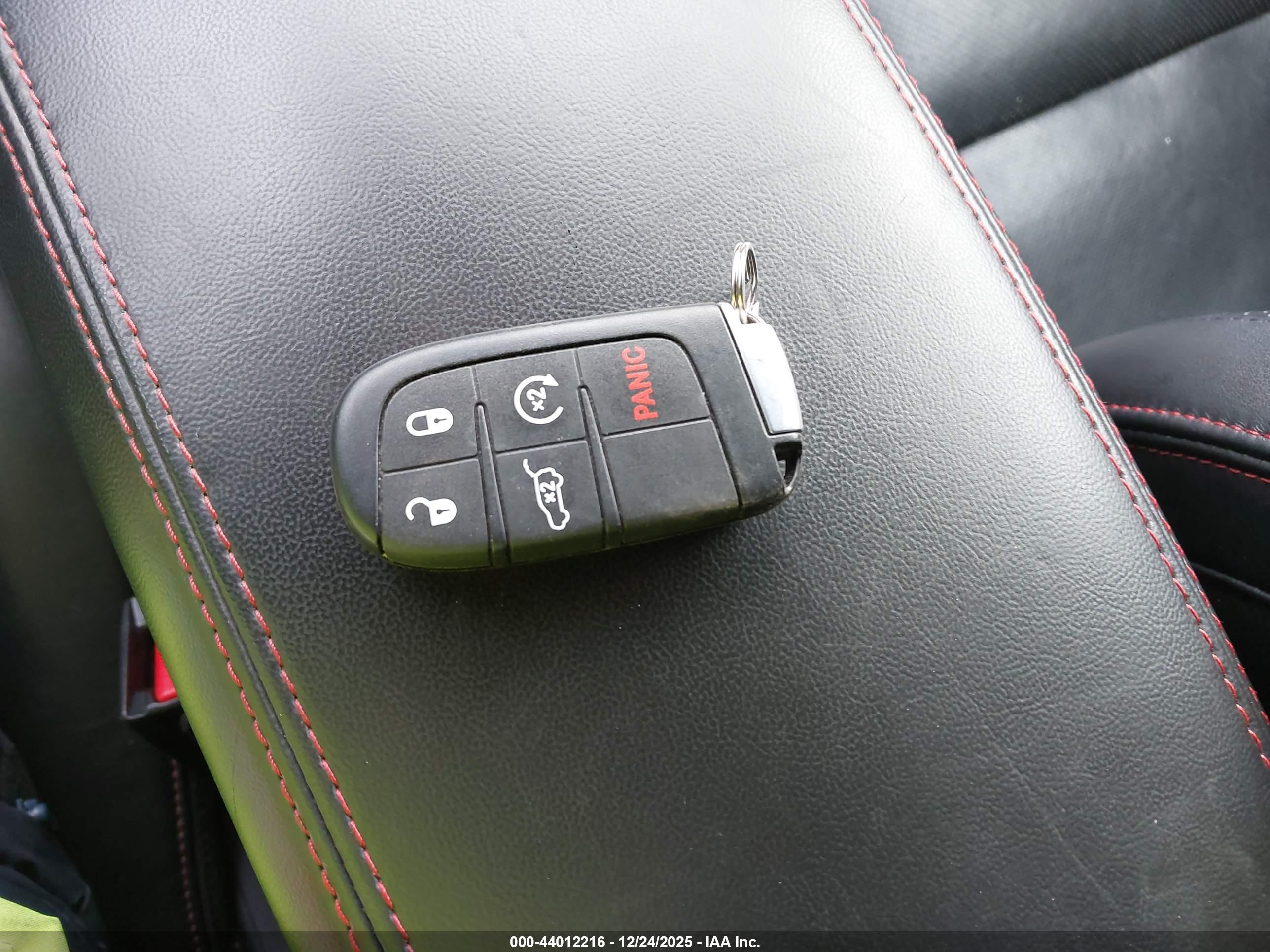 JEEP GRAND image 11