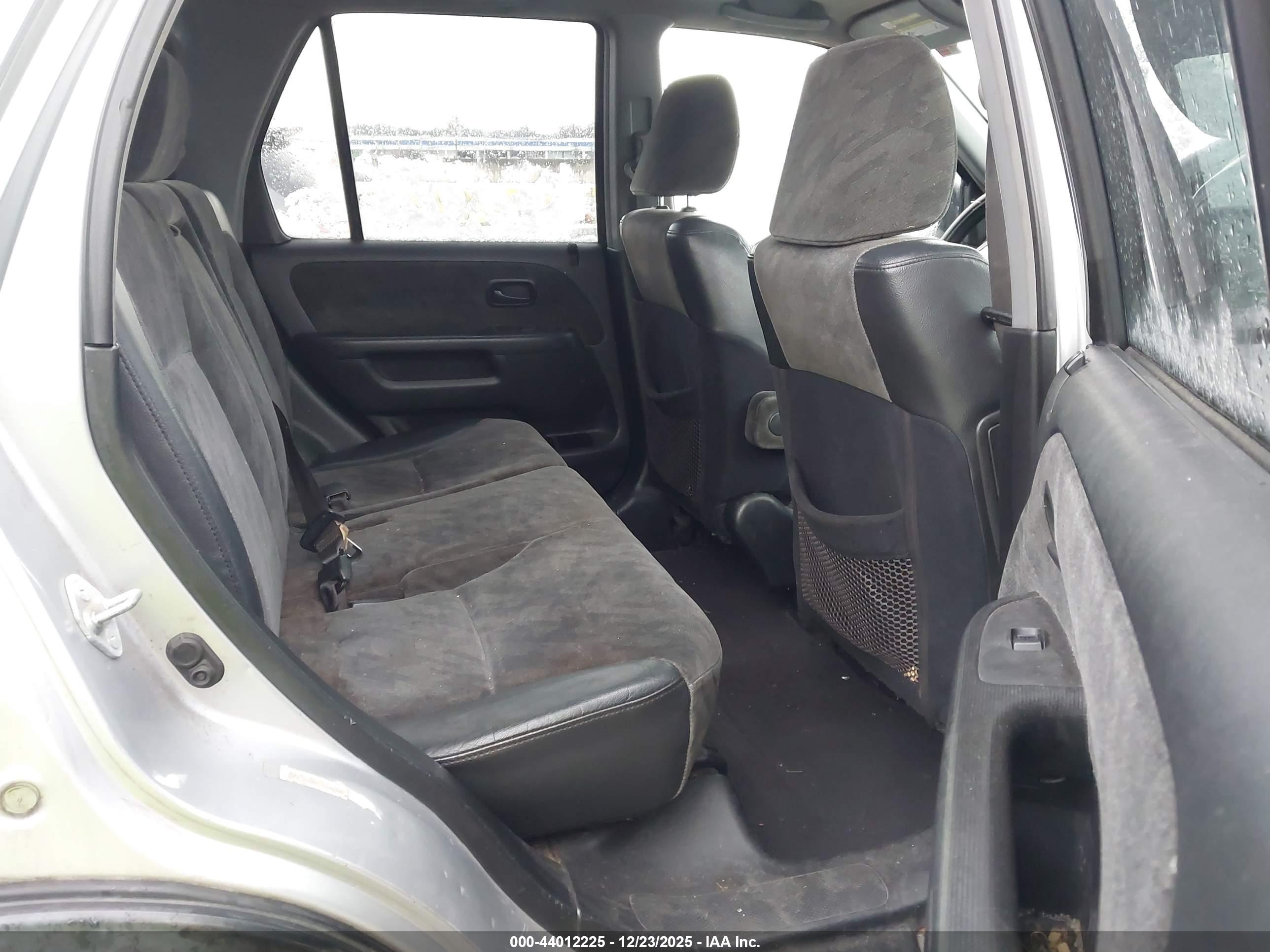 HONDA CR-V image 8