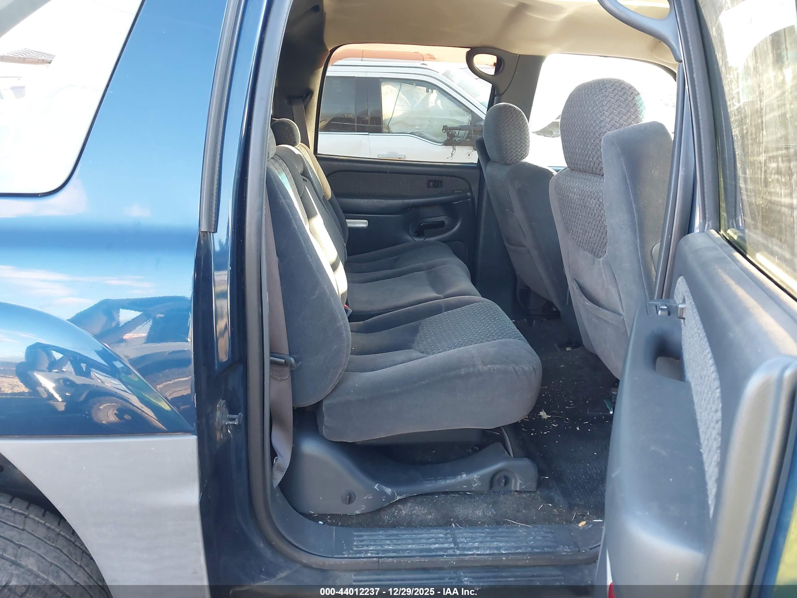 CHEVROLET AVALANCHE image 8