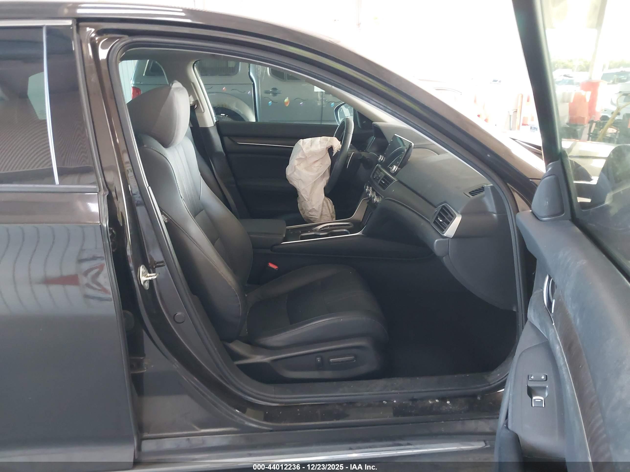 HONDA ACCORD image 5