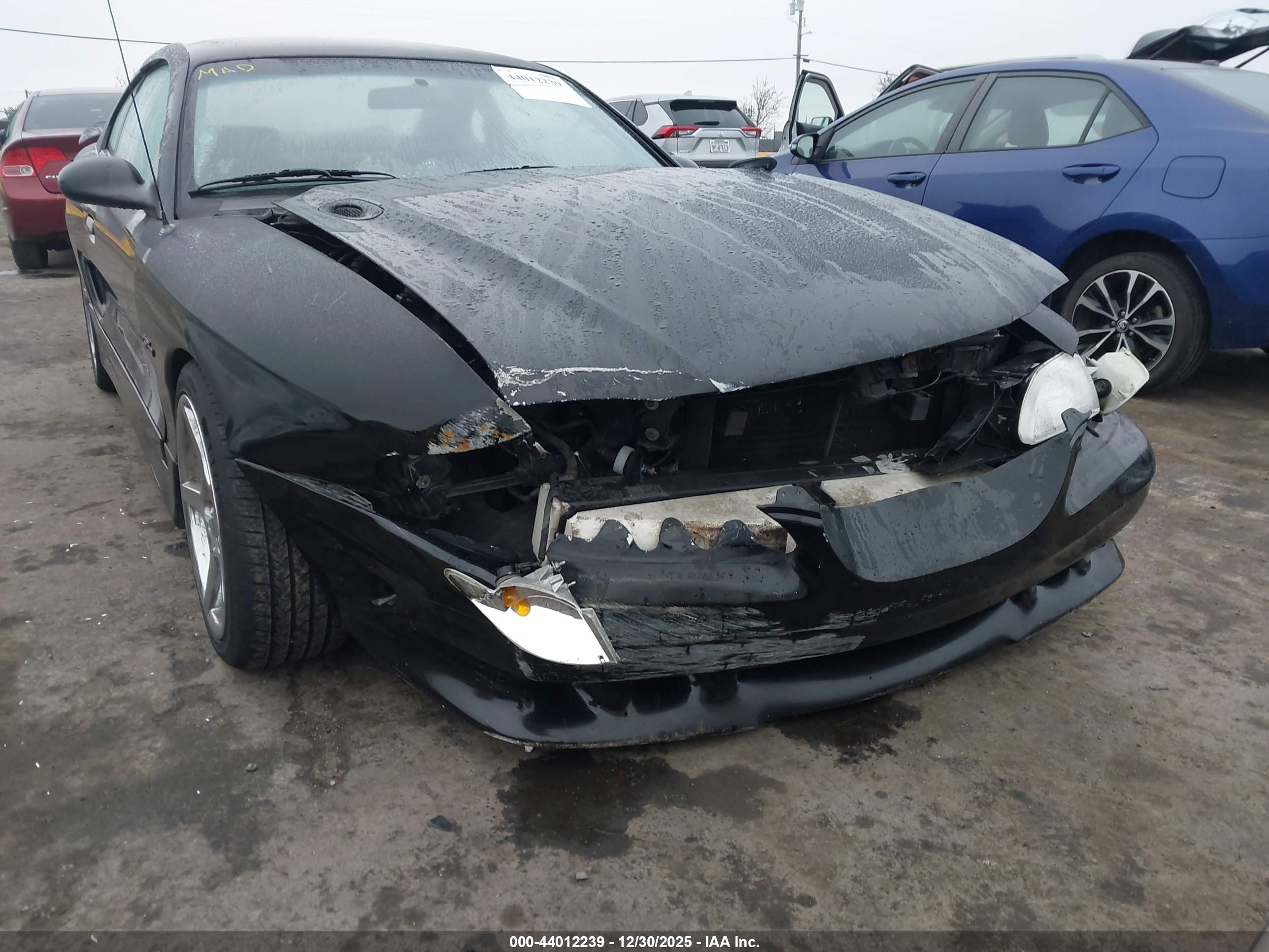 FORD MUSTANG image 6