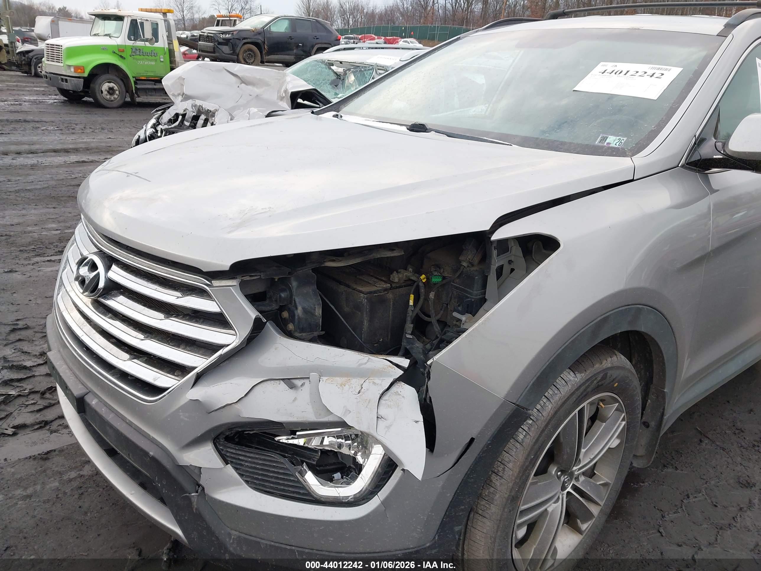 HYUNDAI SANTA image 6