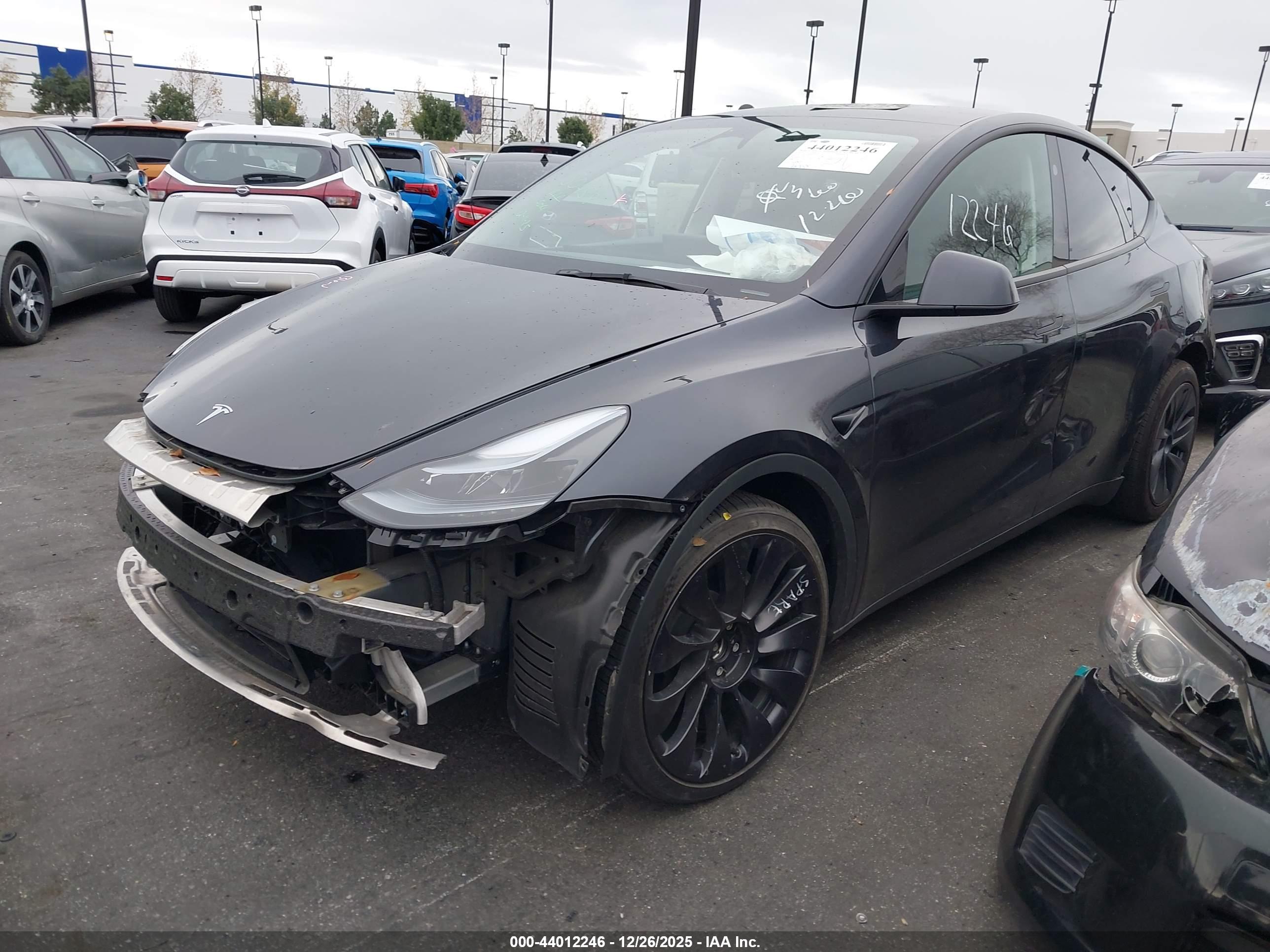 TESLA MODEL image 2