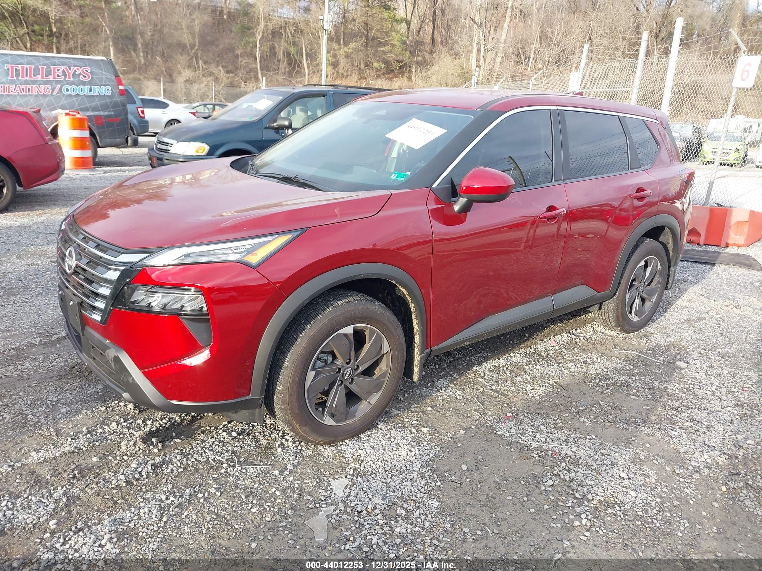 NISSAN ROGUE image 2