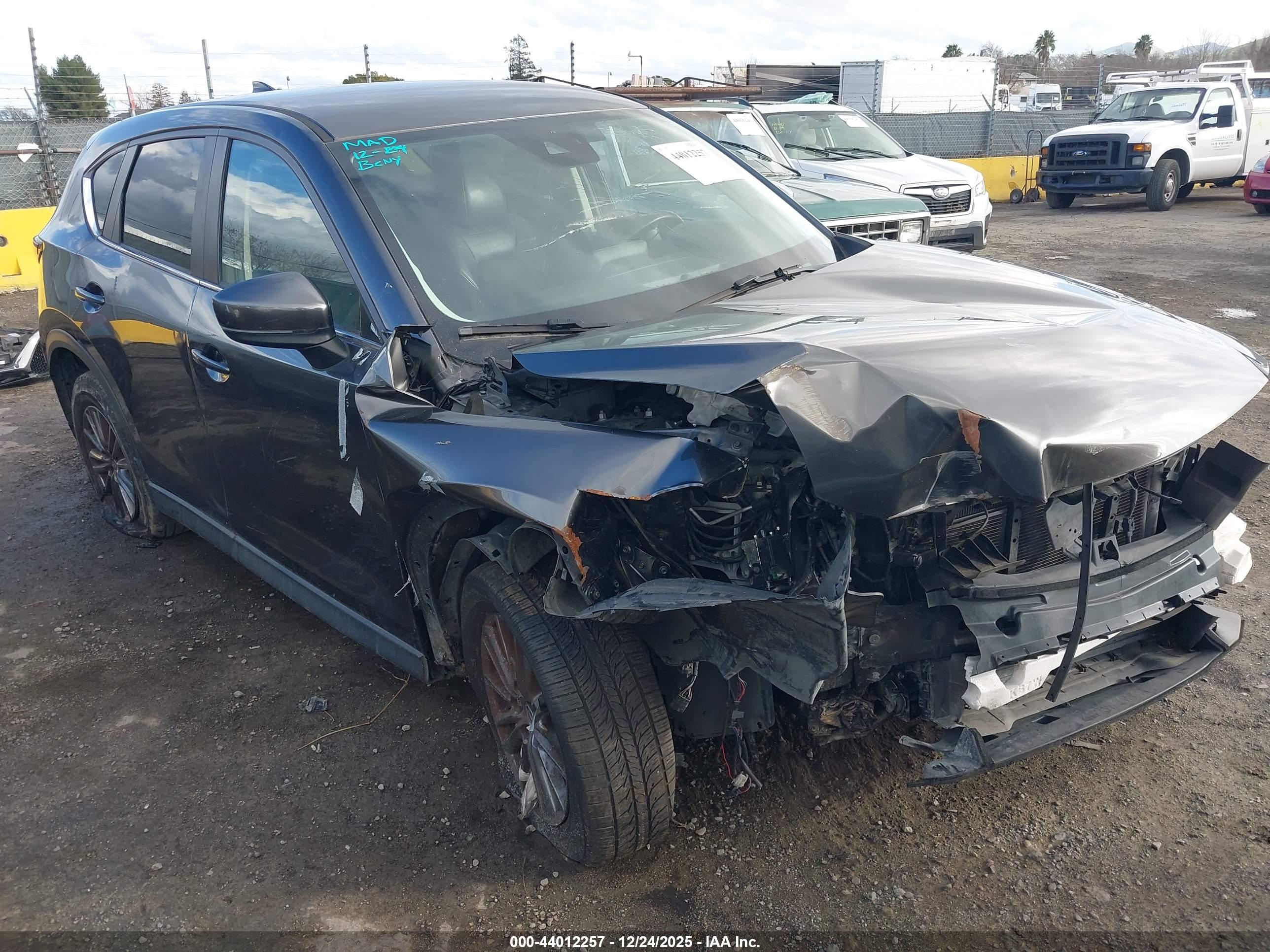 MAZDA CX-5 image 6
