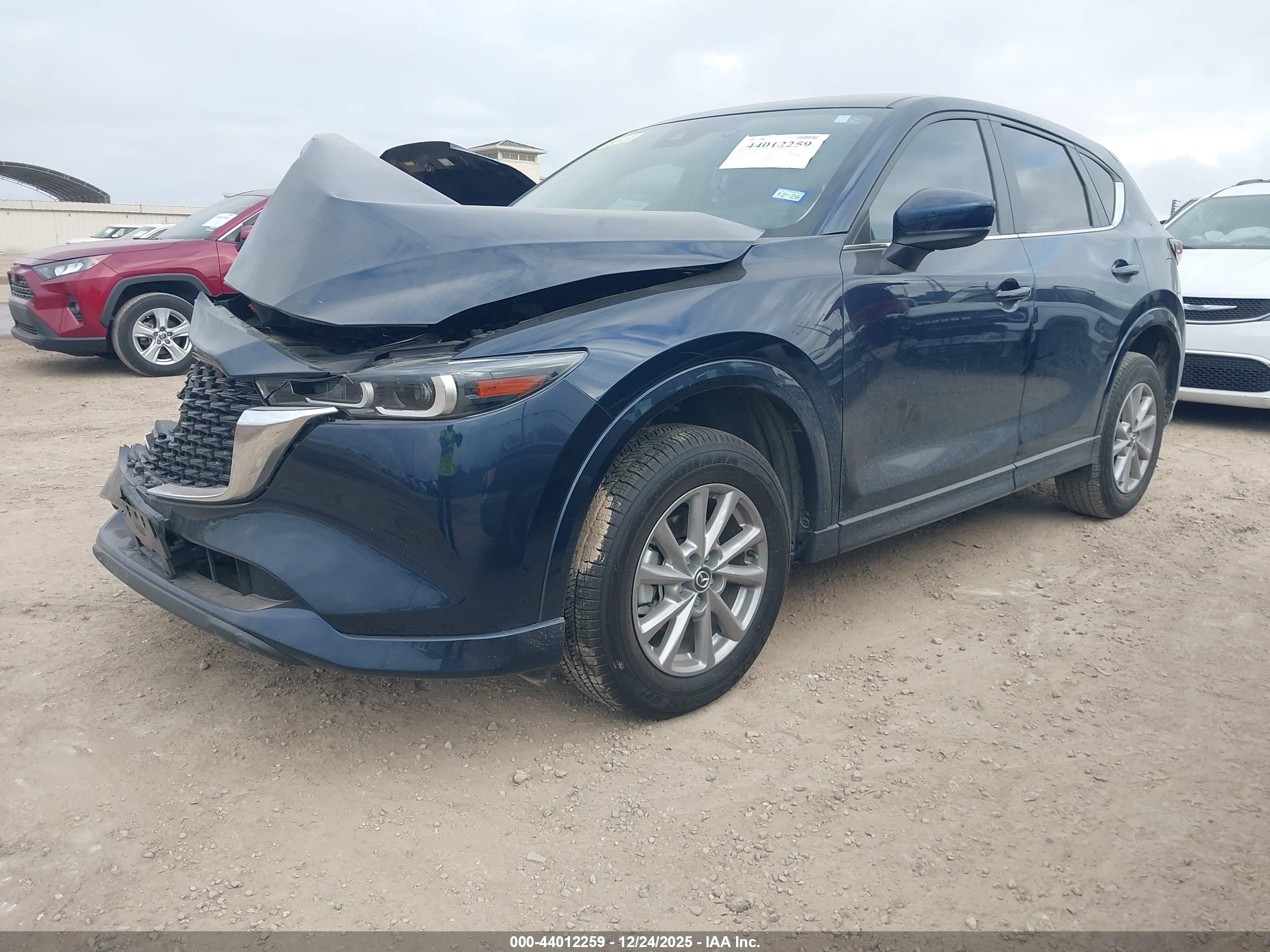 MAZDA CX-5 image 2