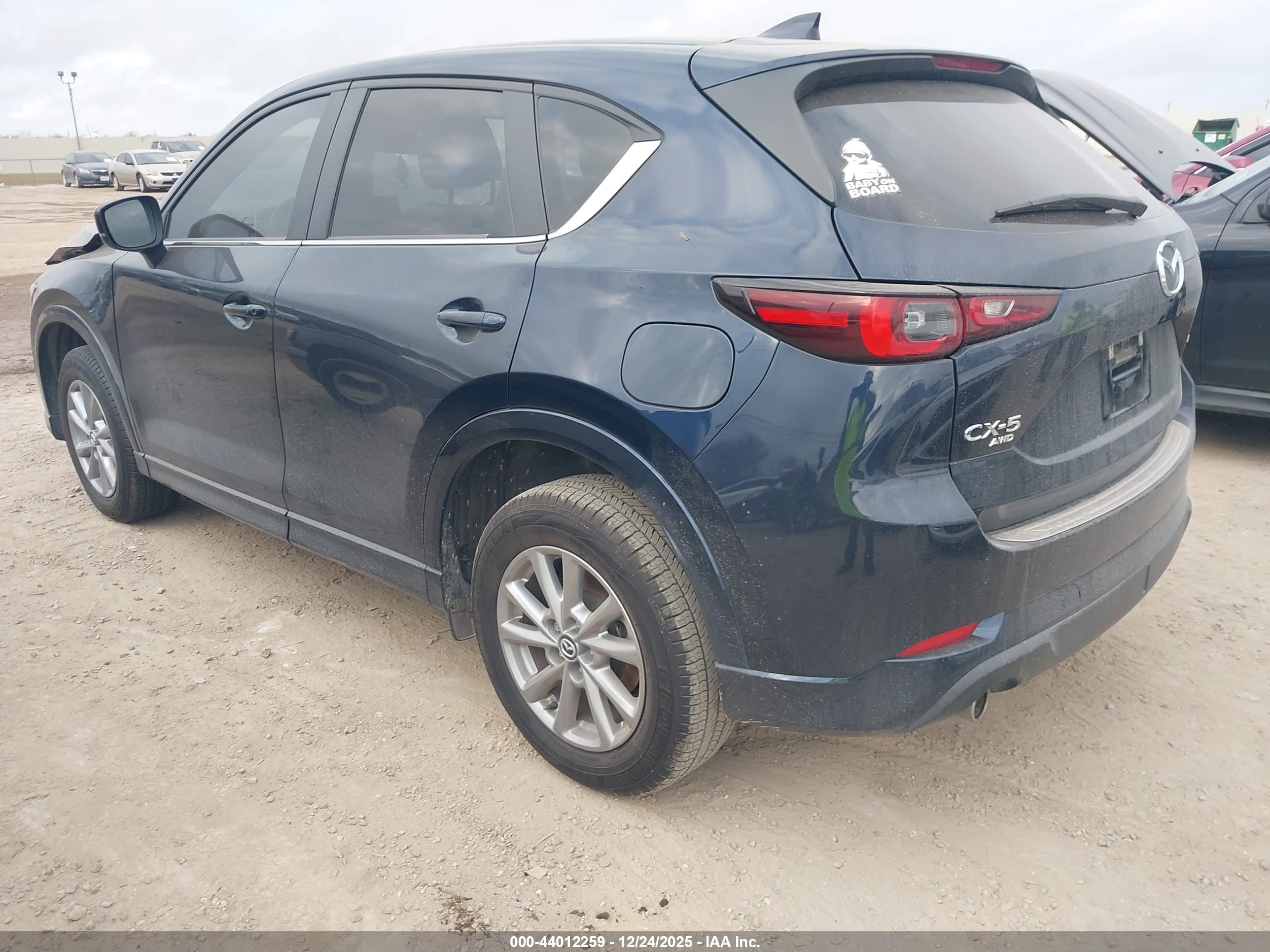 MAZDA CX-5 image 3