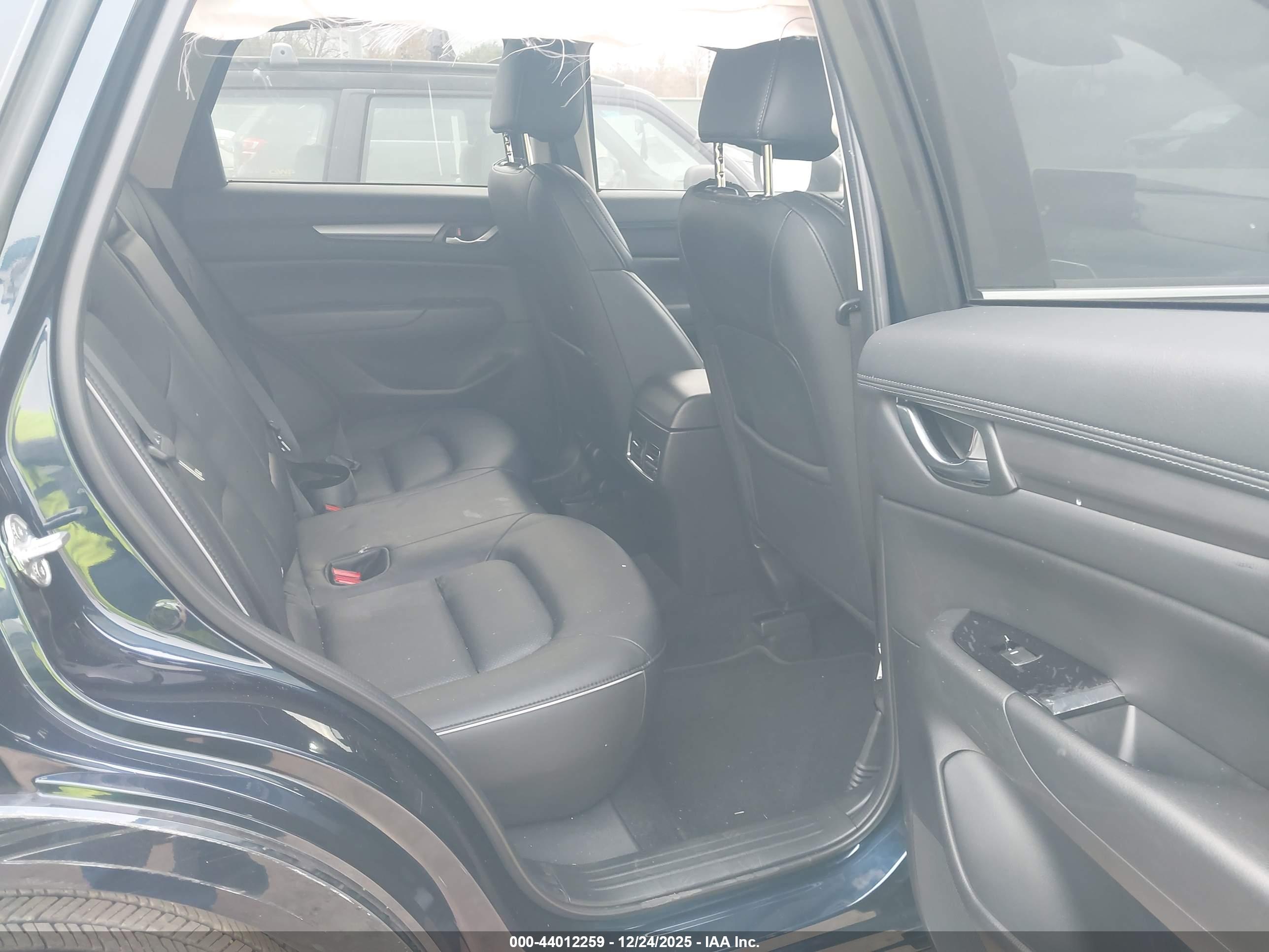 MAZDA CX-5 image 8
