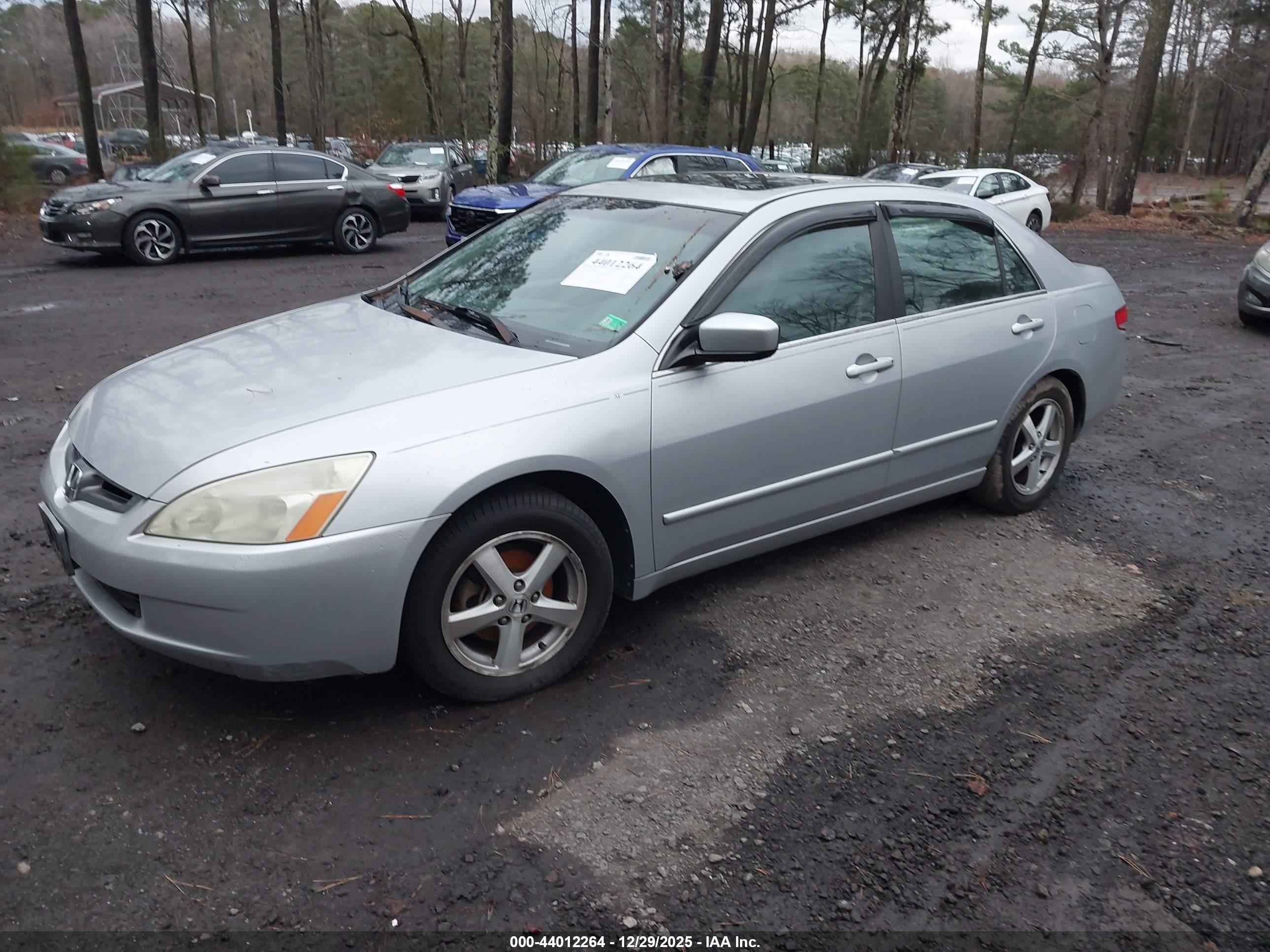 HONDA ACCORD image 2