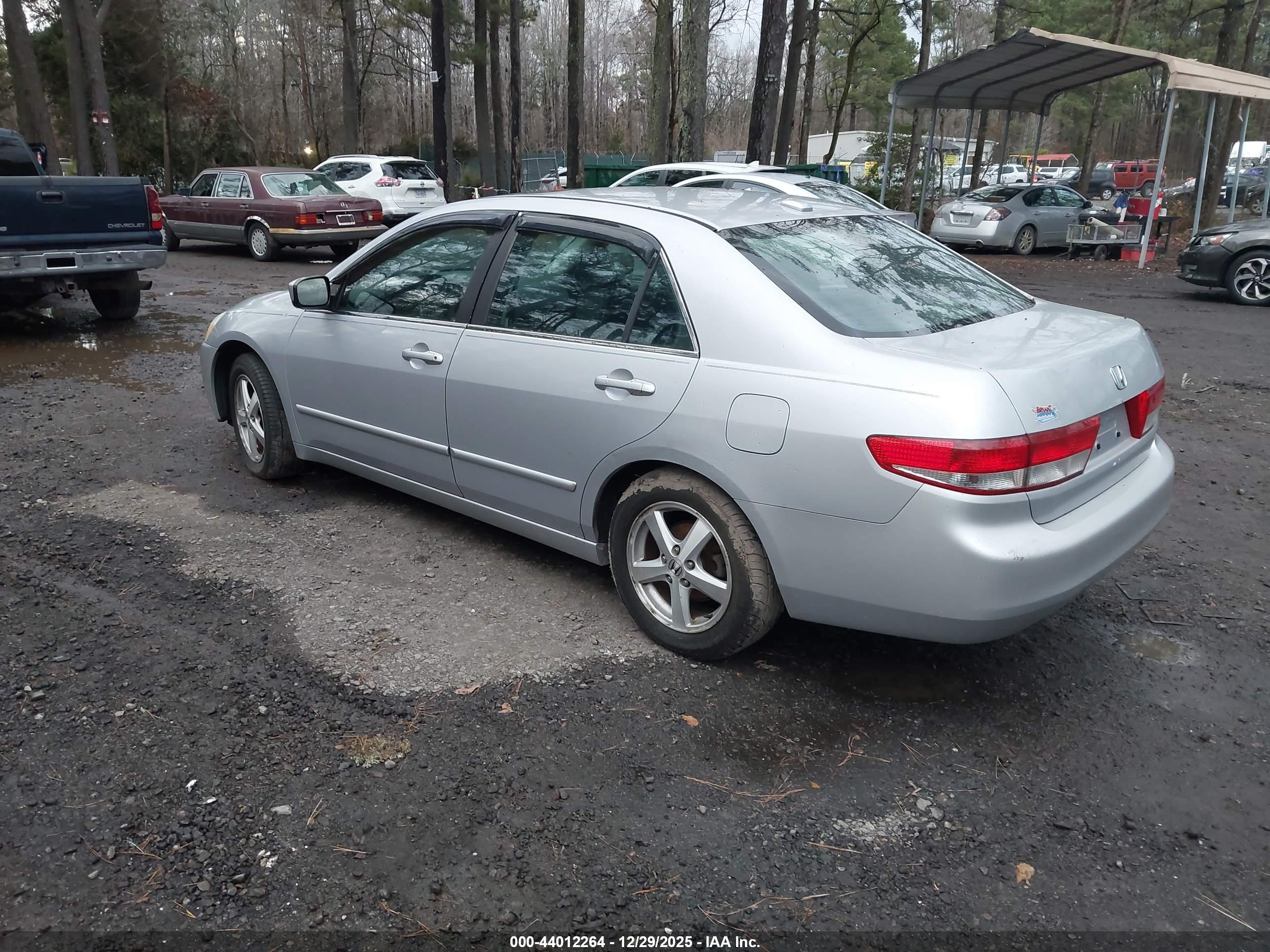 HONDA ACCORD image 3