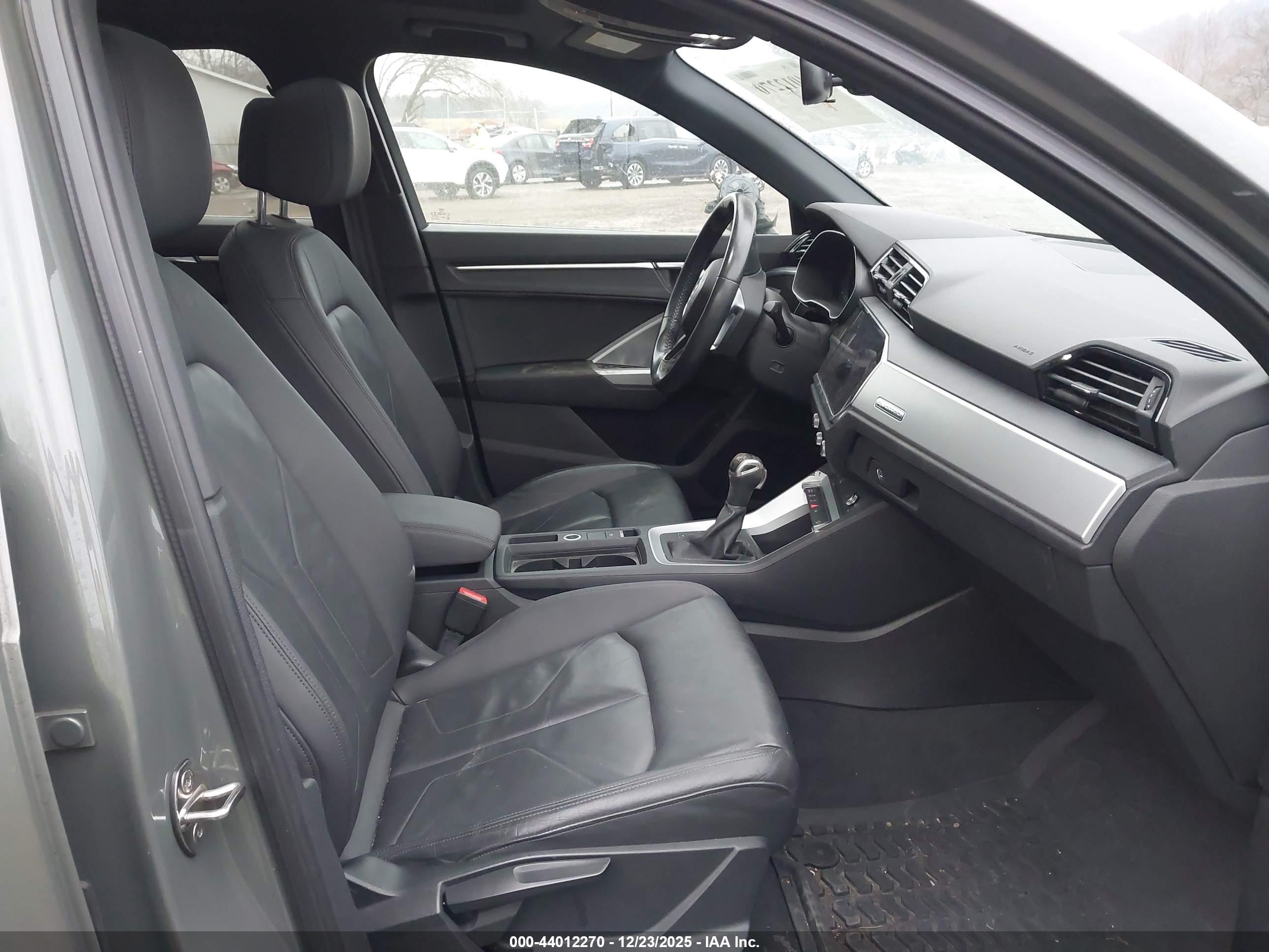 AUDI Q3 image 5