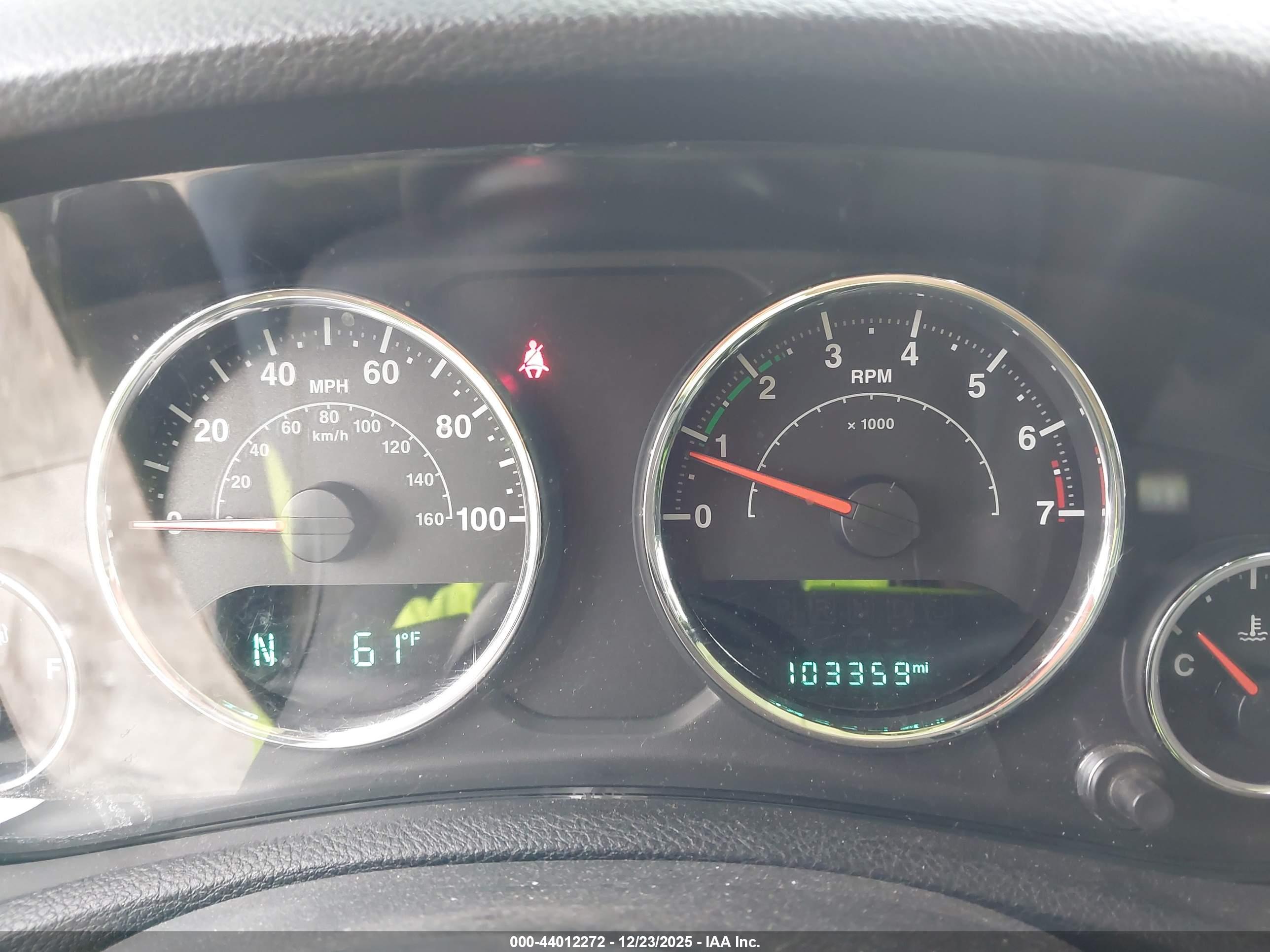 JEEP WRANGLER image 7