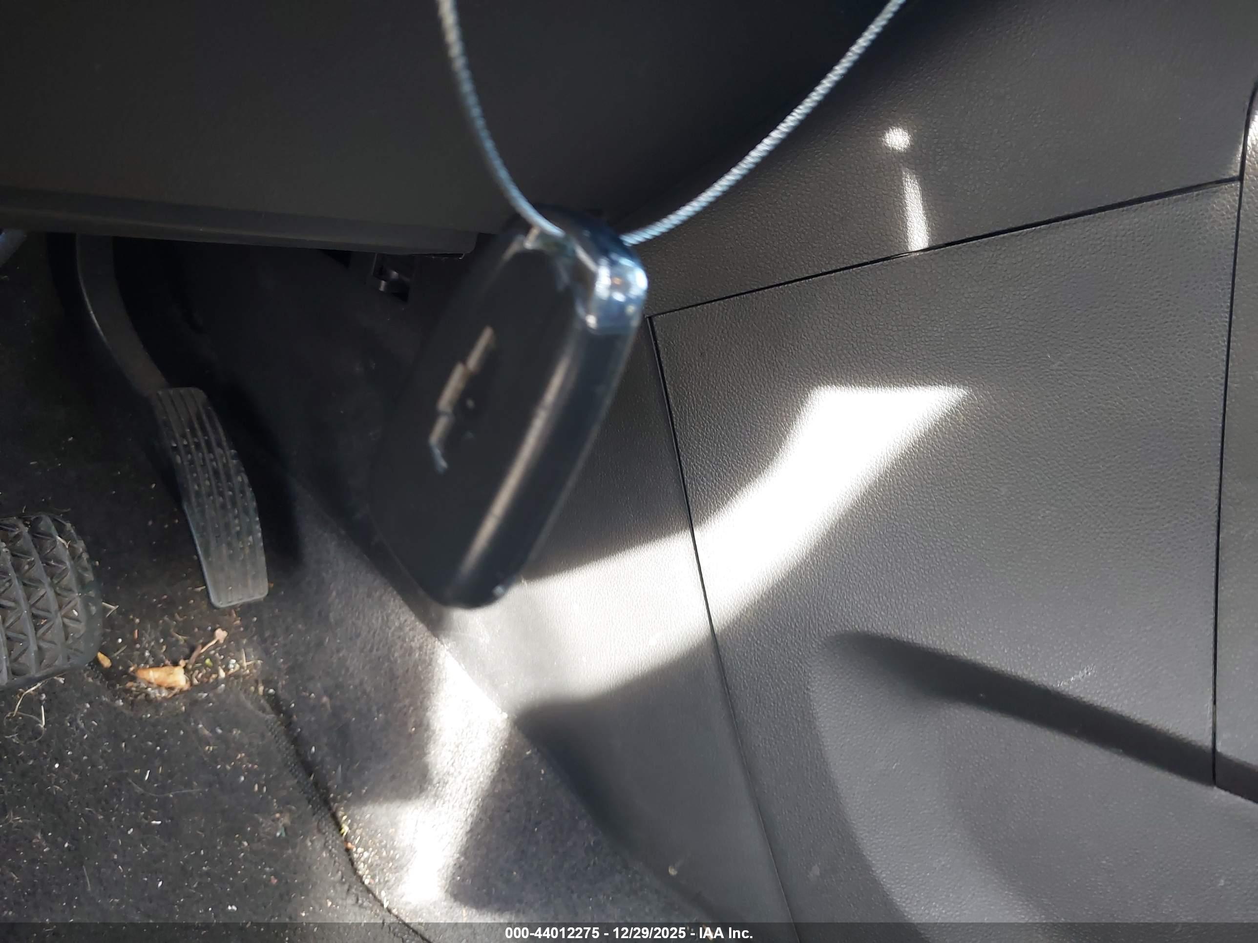 CHEVROLET TRAX image 11