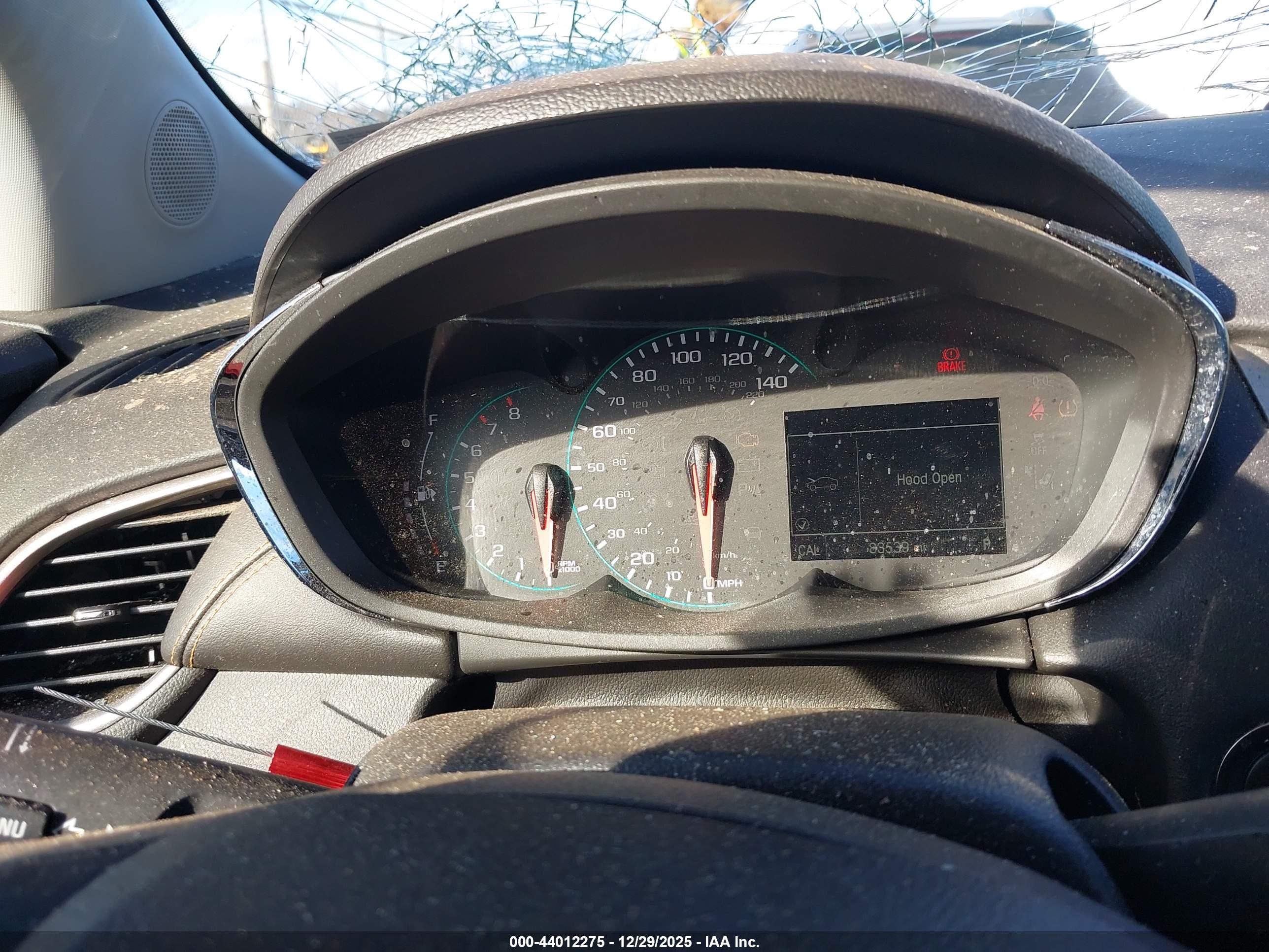 CHEVROLET TRAX image 7