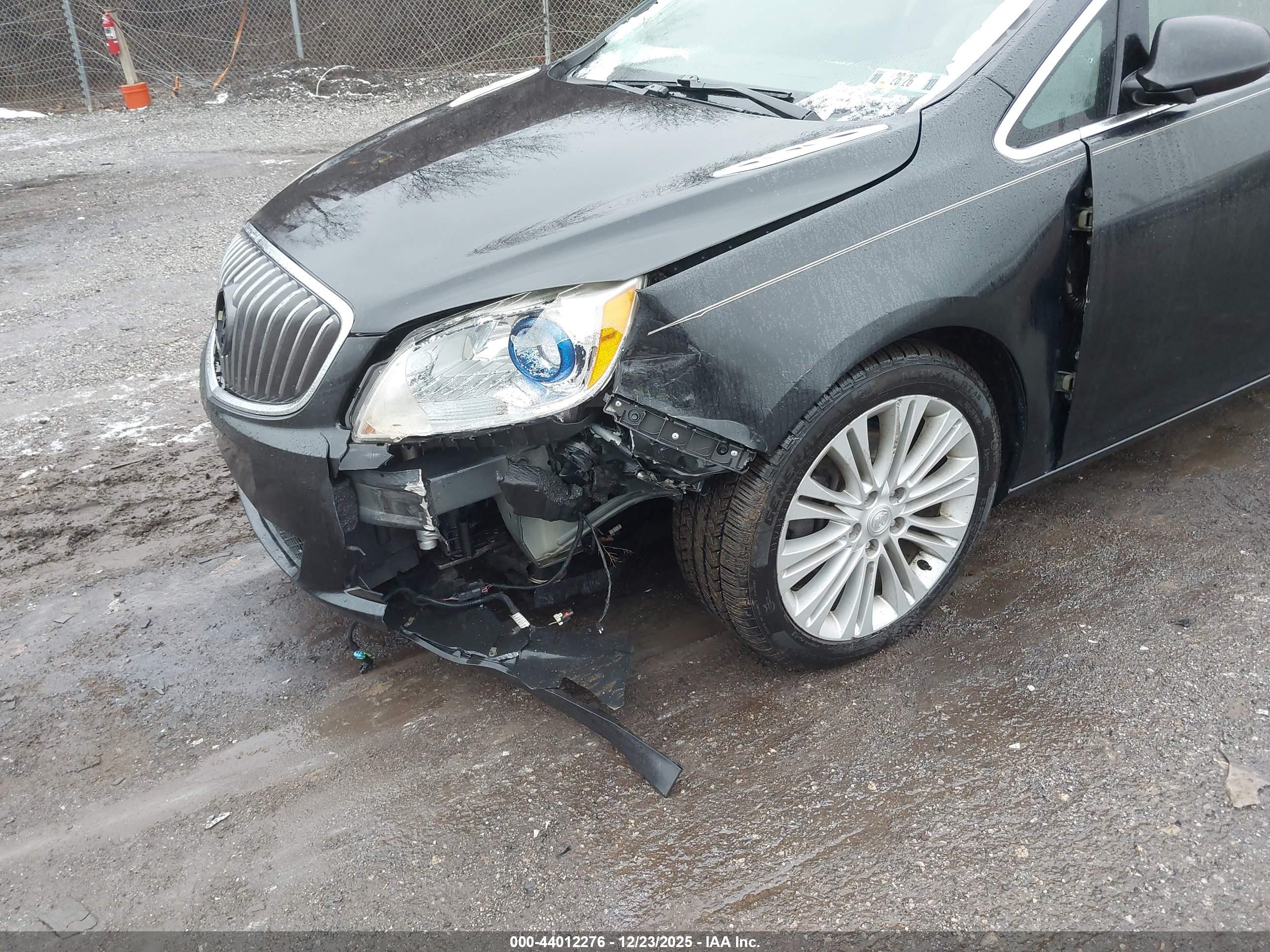 BUICK VERANO image 6