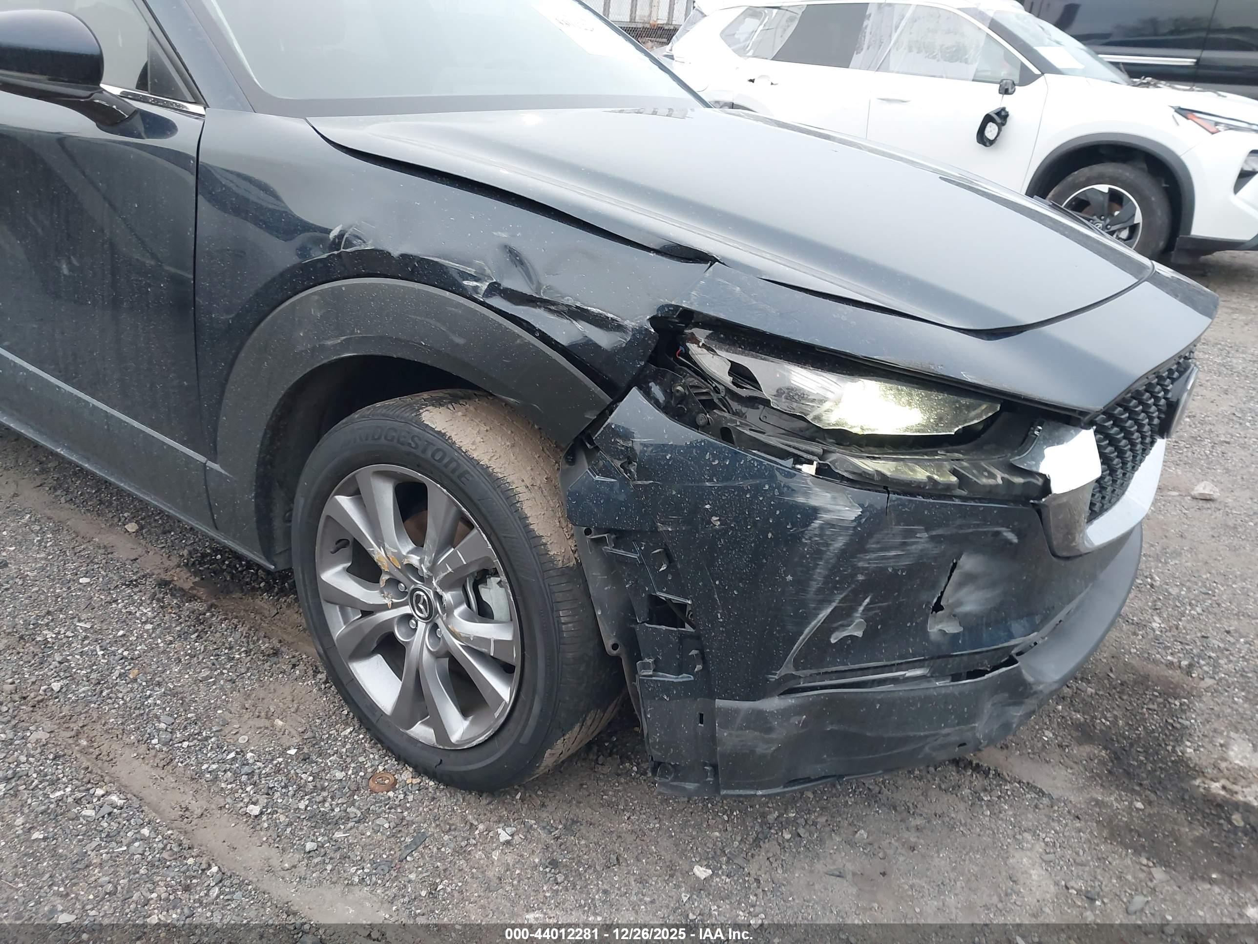 MAZDA CX-30 image 6