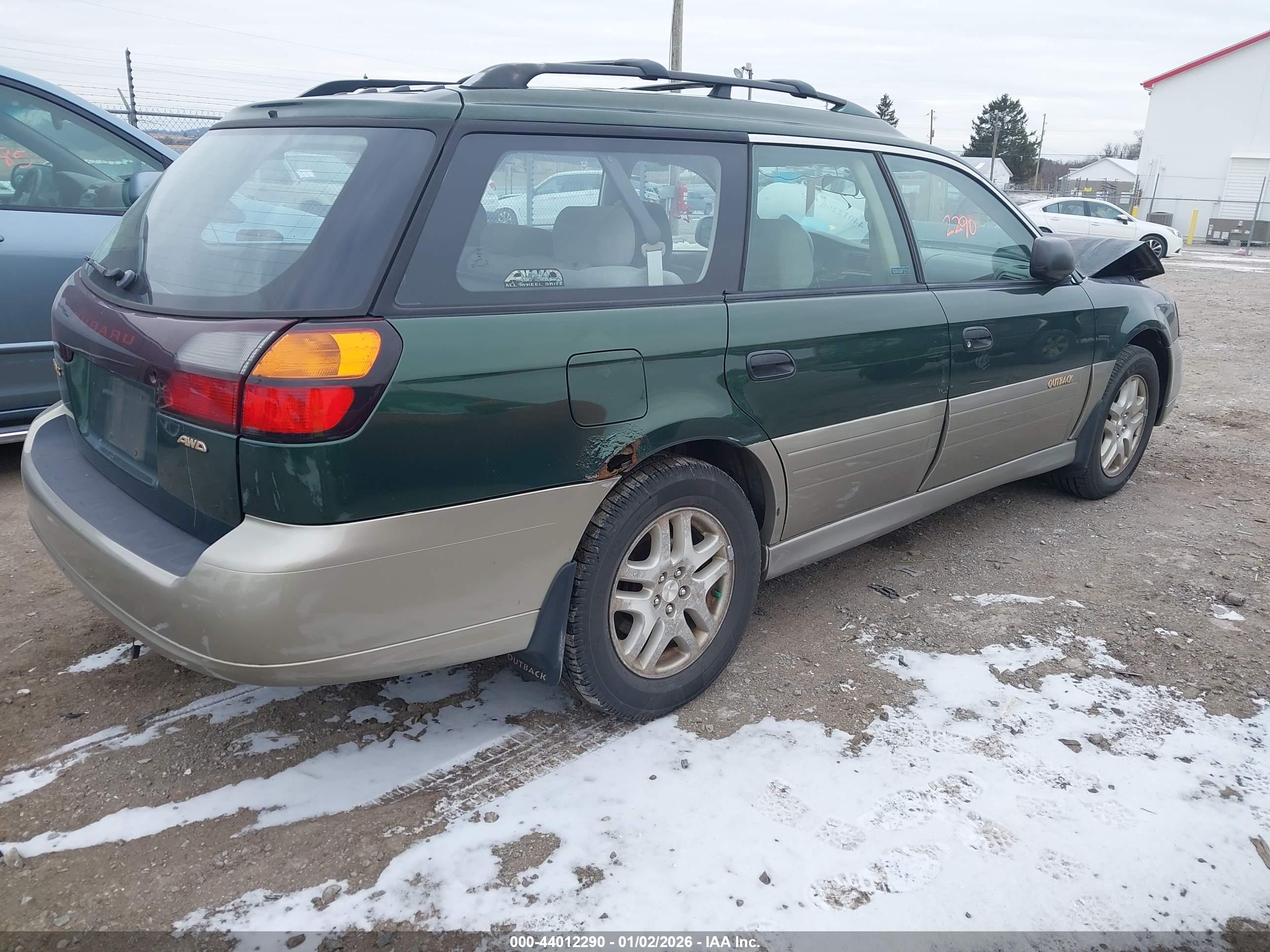 SUBARU OUTBACK image 4