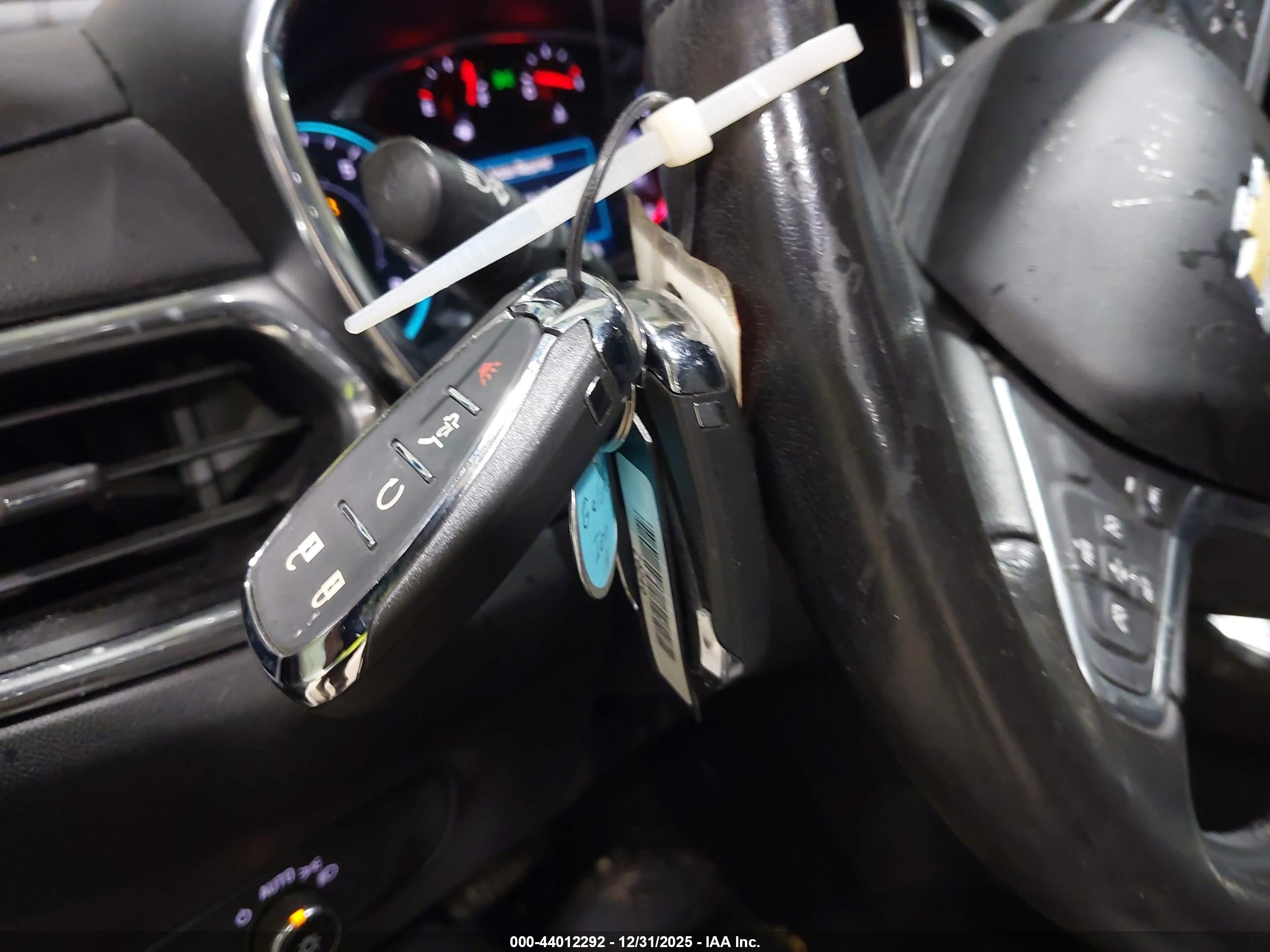 CHEVROLET EQUINOX image 11