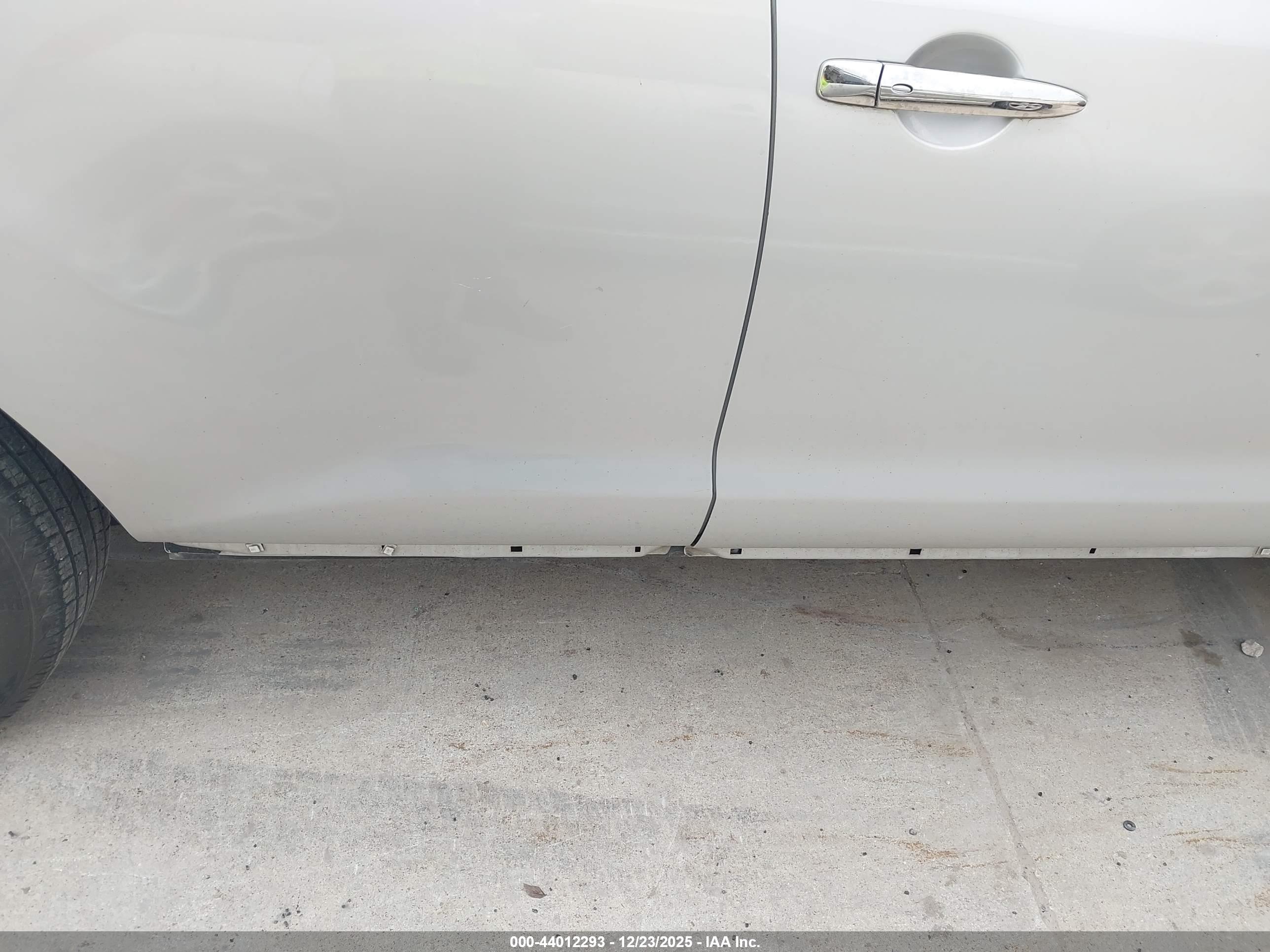 NISSAN MURANO image 6