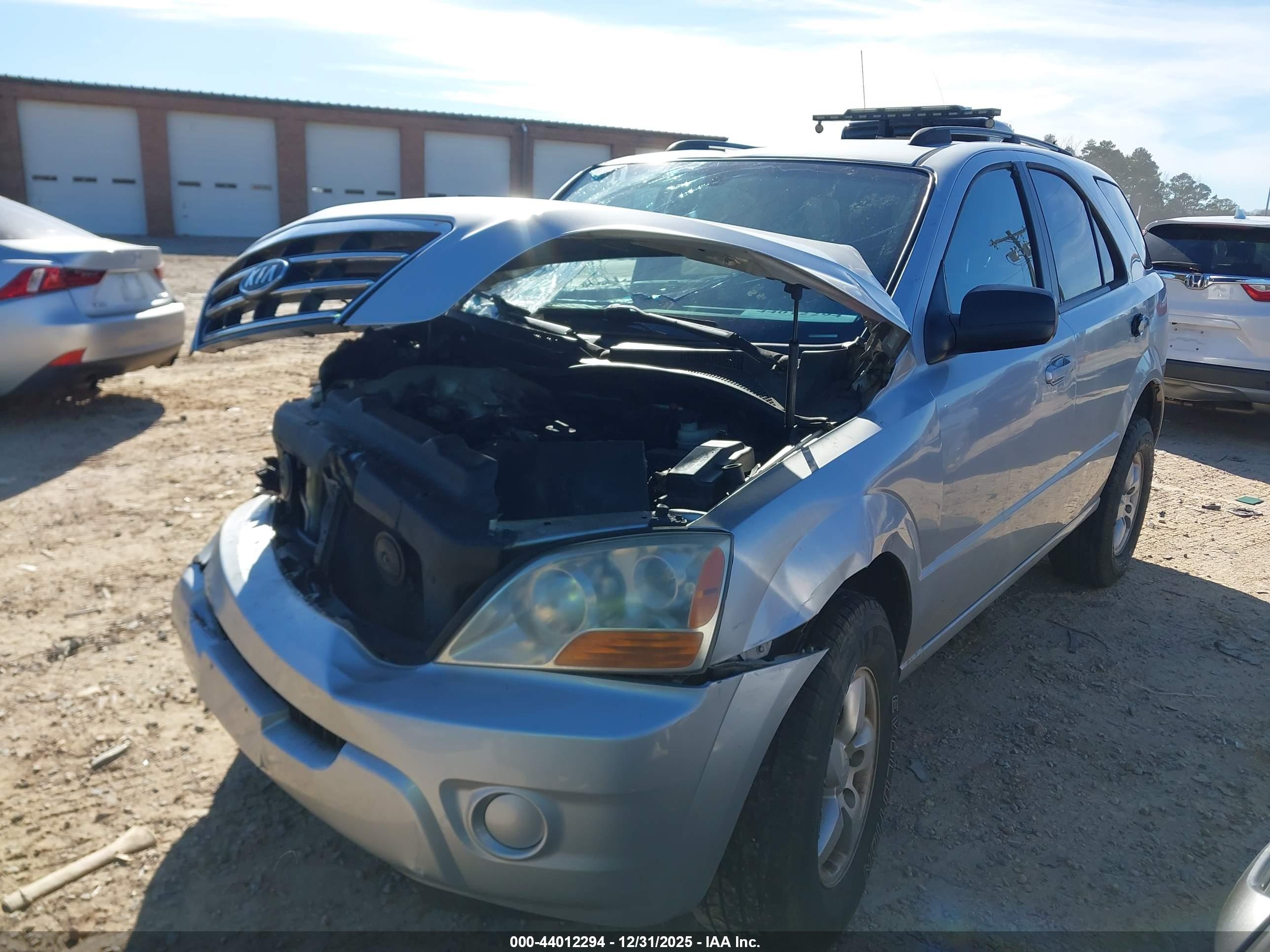 KIA SORENTO image 2